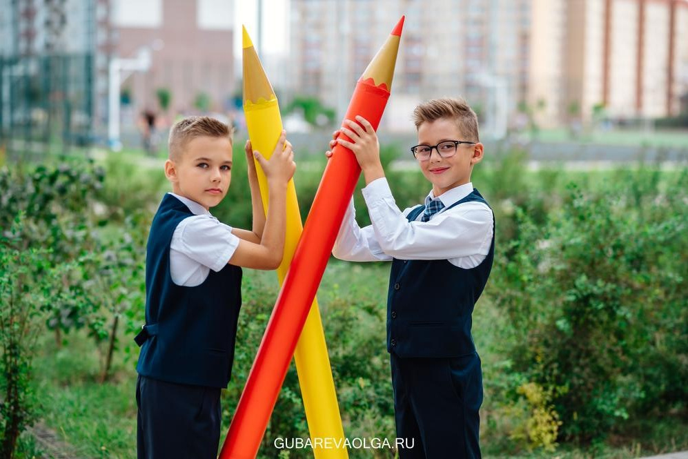 Школьные фотосессии и фотокниги (общее фото, виньетки, портреты)