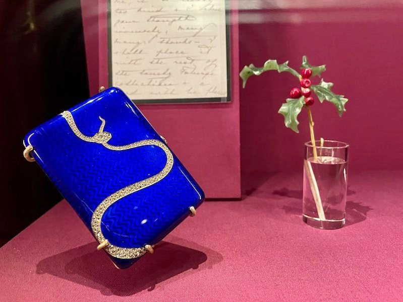 Творения Фаберже и «семейные ценности». Arutiun Karadzhaian — your guide in Saint-Petersburg and the Faberge Museum