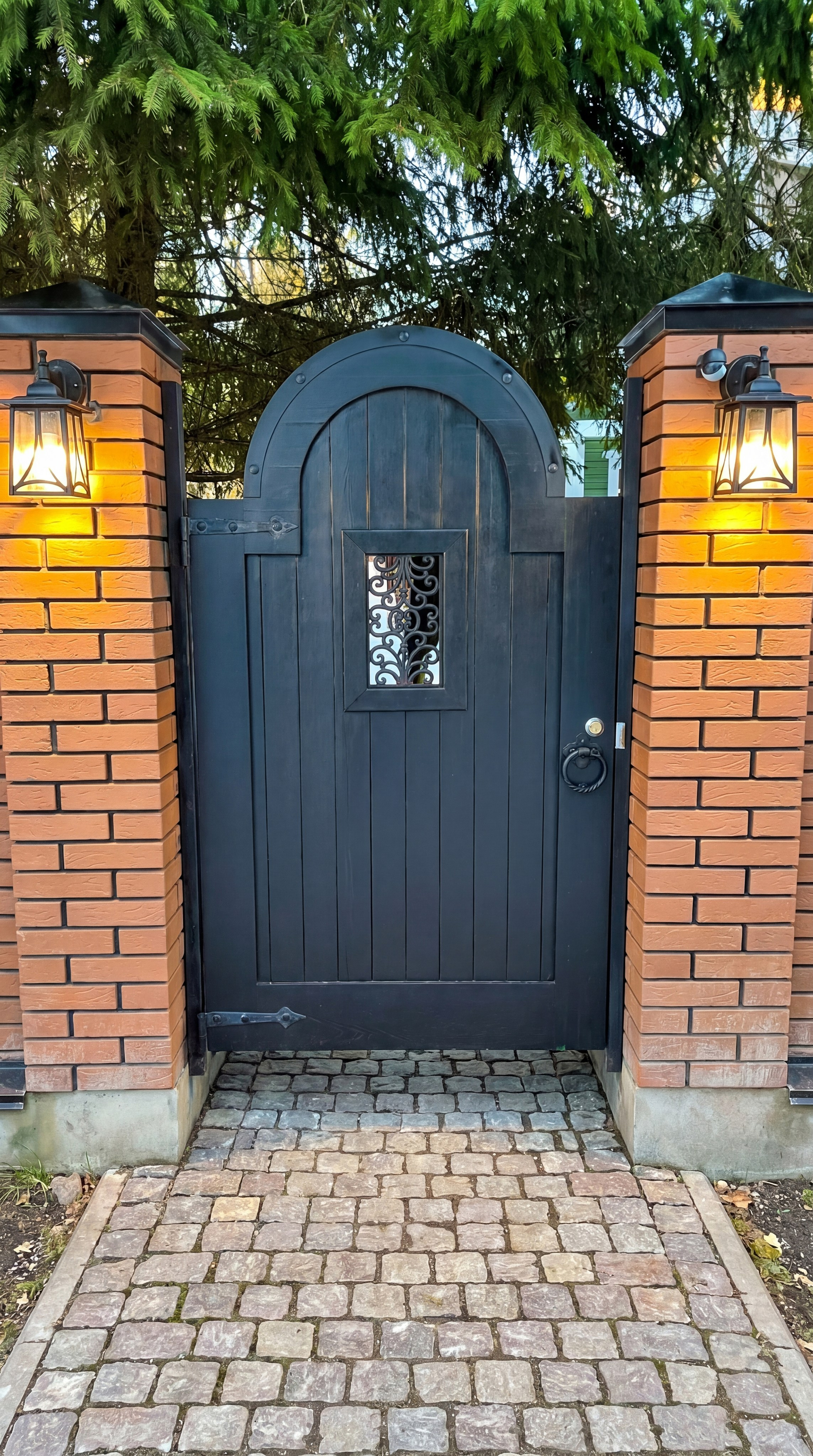 Столярные работы любой сложности. Все виды ландшафтных и строительных работ