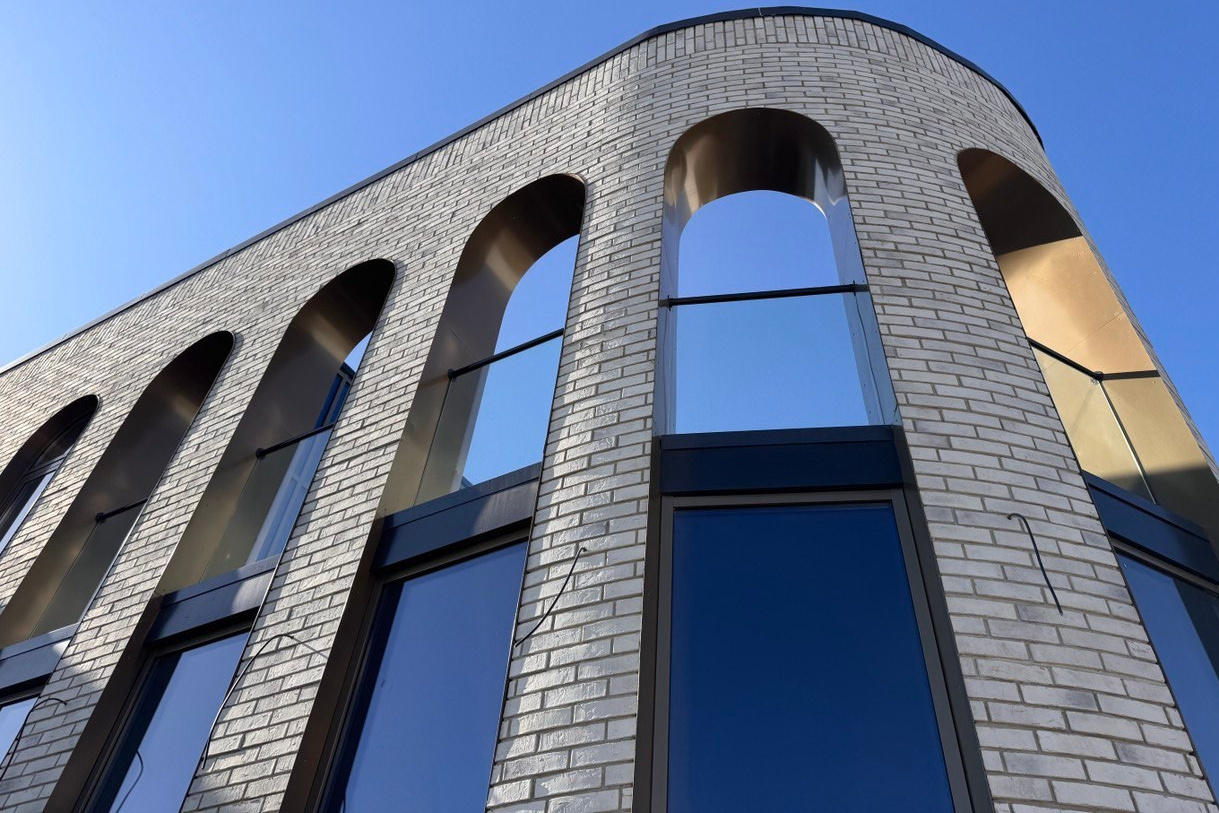 Индивидуальные фасадные решения