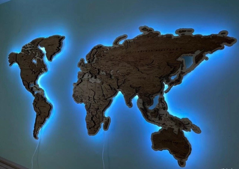 Карта мира из дерева. Art objects for walls. Author’s paintings, panels, clocks and portraits by photo