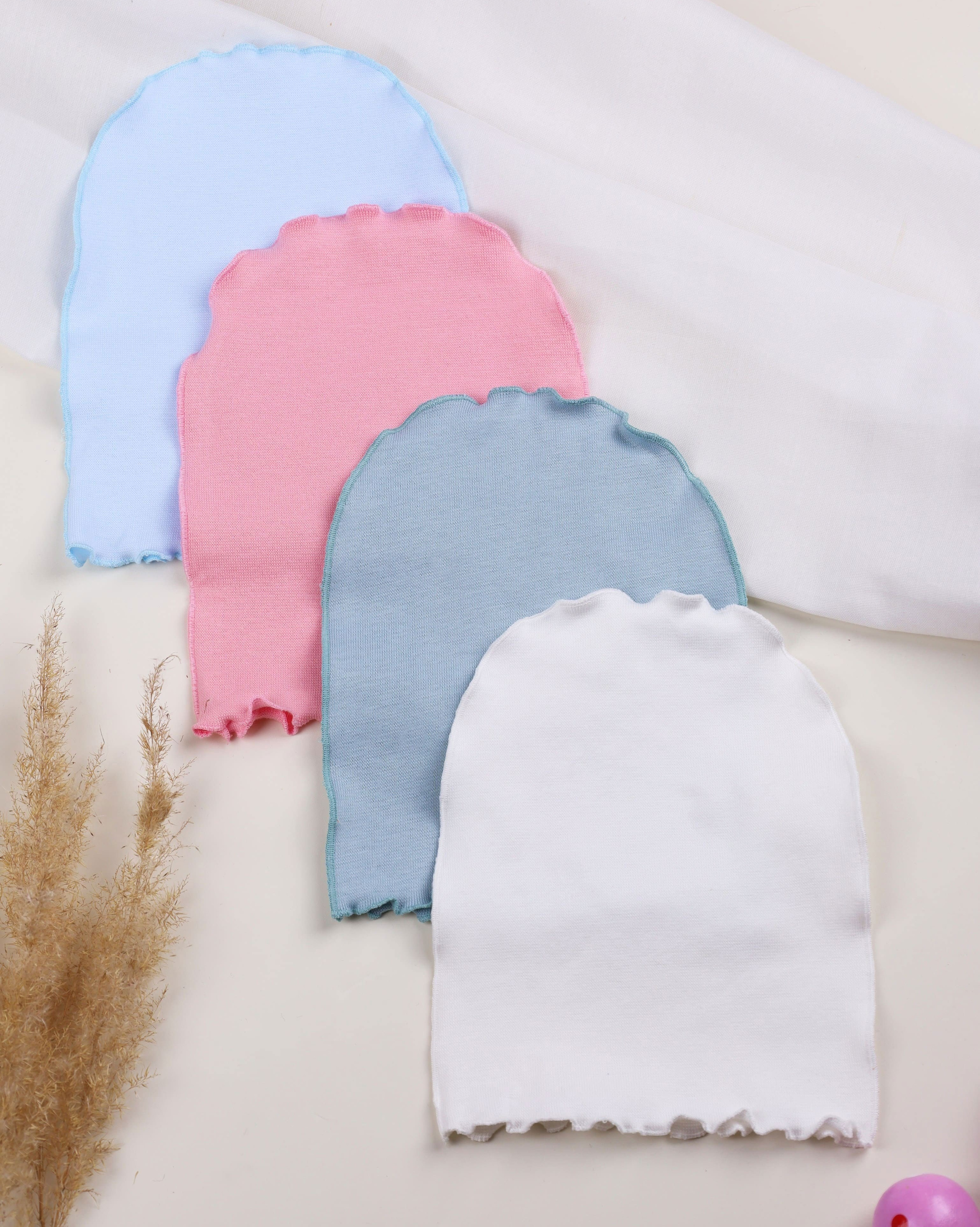 Предметная съемка детских товаров в современном стиле, акцент на лаконичности и дизайне.