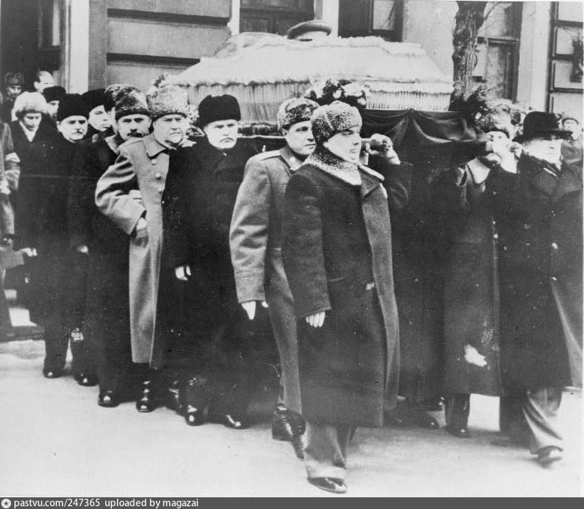 Фотограф на похороны Москва | Видеосъёмка похорон деликатно и конфиденциально. Фотограф и видеограф в Москве и Абу Даби Мария Кулагина