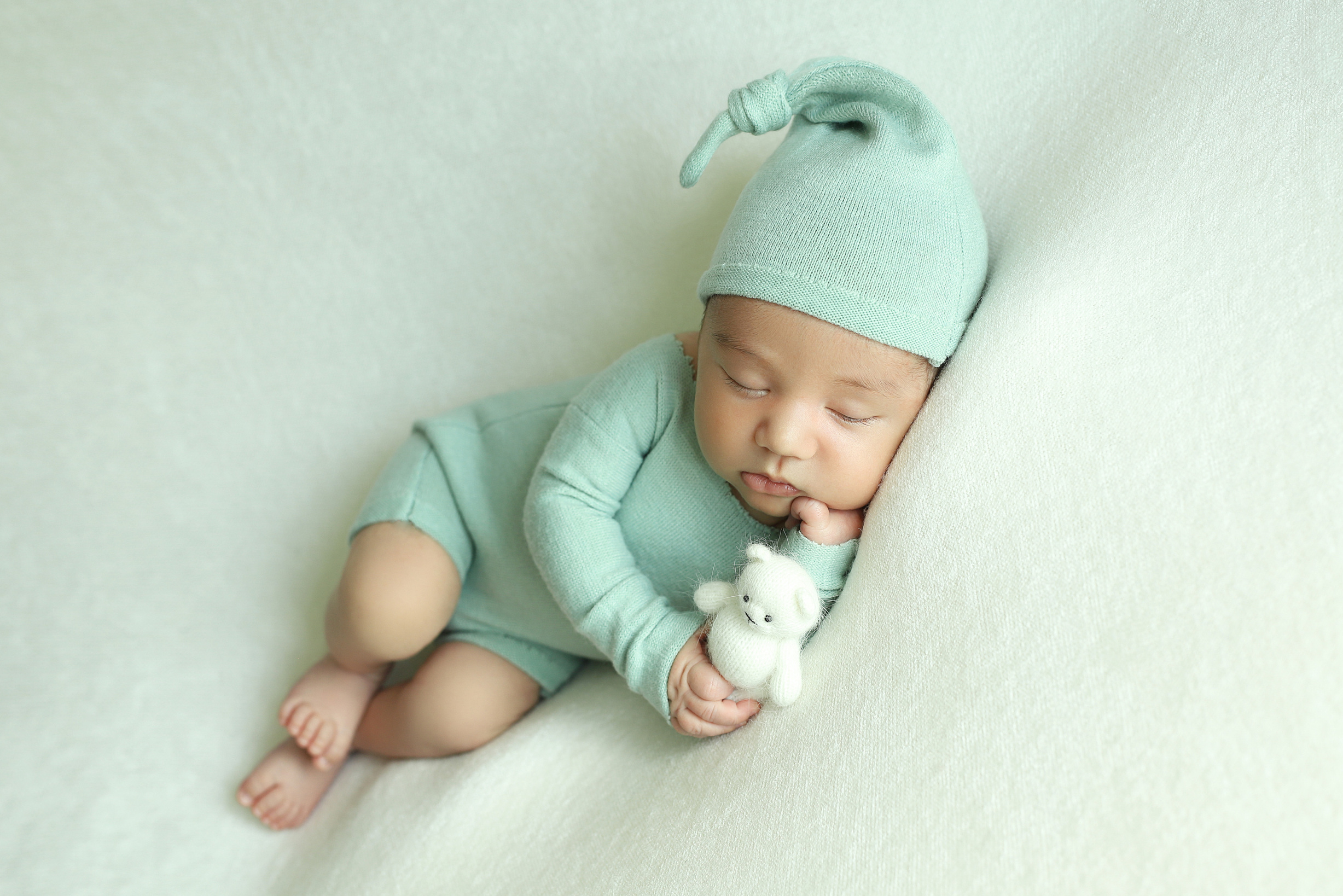 Обучение фотографии новорожденных. Съемка новорожденных. Ретушь фото новорожденных. Фотосессия новорожденного. Обучение фото.