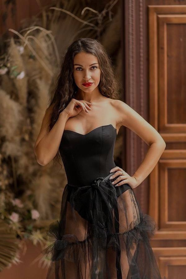 ПОКАЗ 12.10.25. Модельер Евгений Бременев