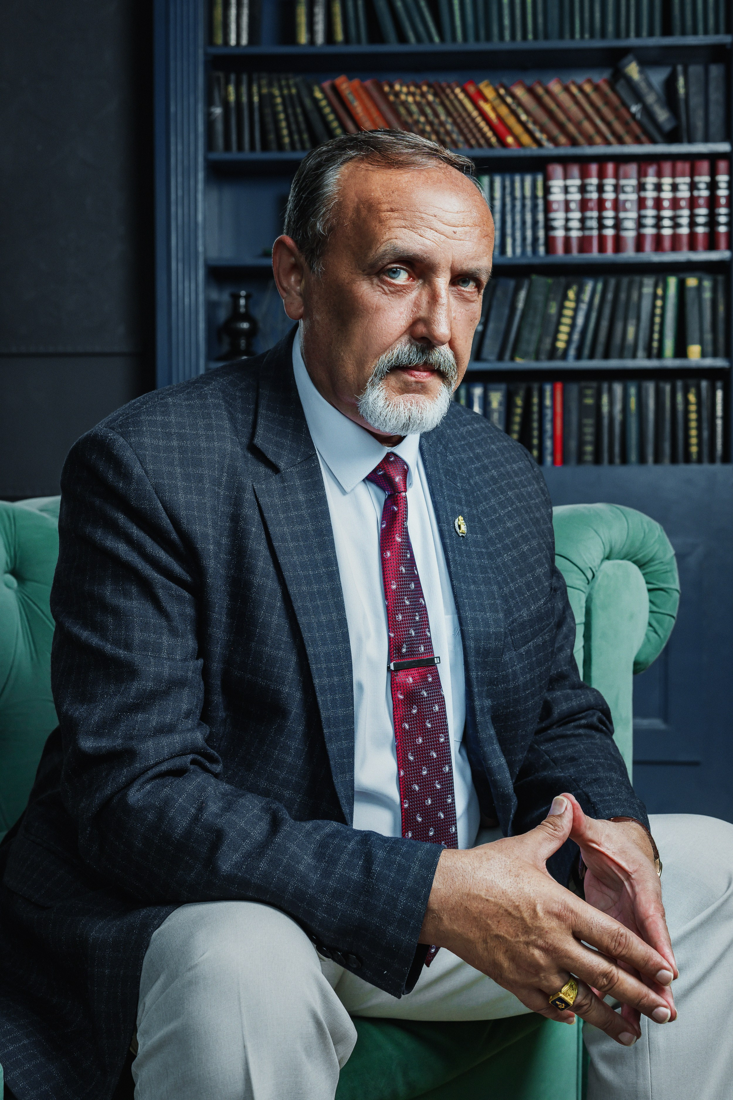 Деловой портрет в Краснодаре. Студийная фотосъемка — студия «Медведь». Создание сайтов, SMM, производство контента | Студия «Медведь» | Услуги для бизнеса