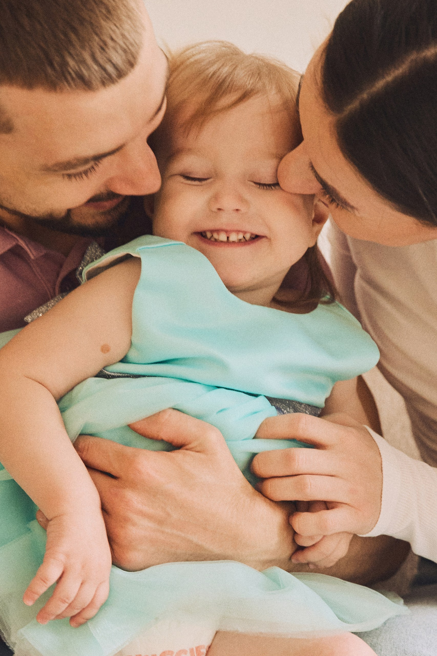 Семейная съёмка в фотостудии: как проходят мои съемки и что важно знать. Дмитрий Мазуркевич: Профессиональный Репортажный Фотограф