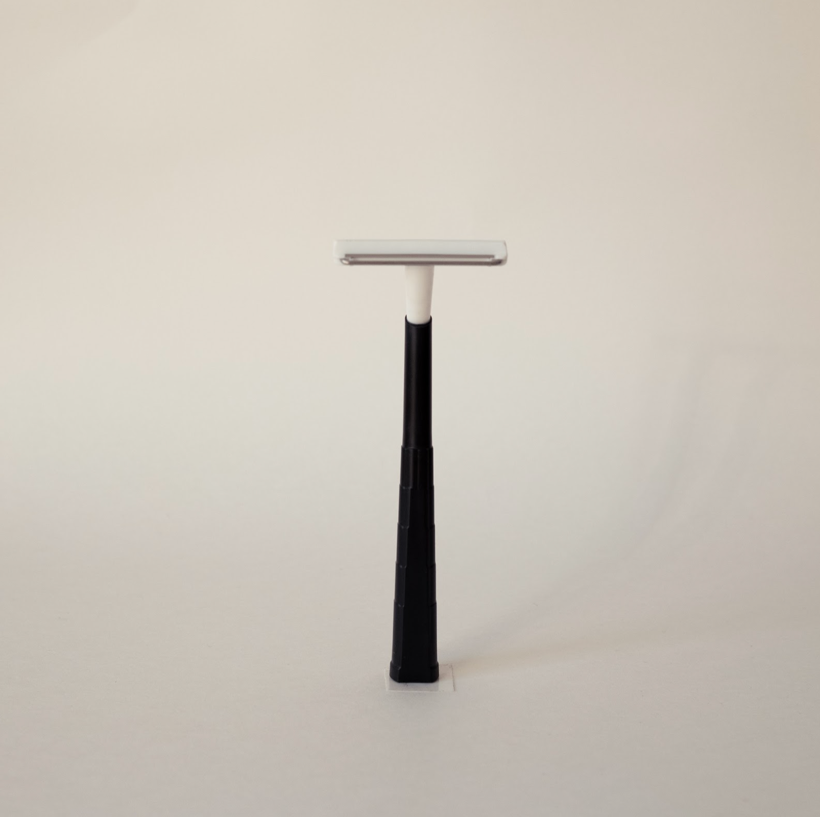 Душевая. Илья Крончев-Иванов