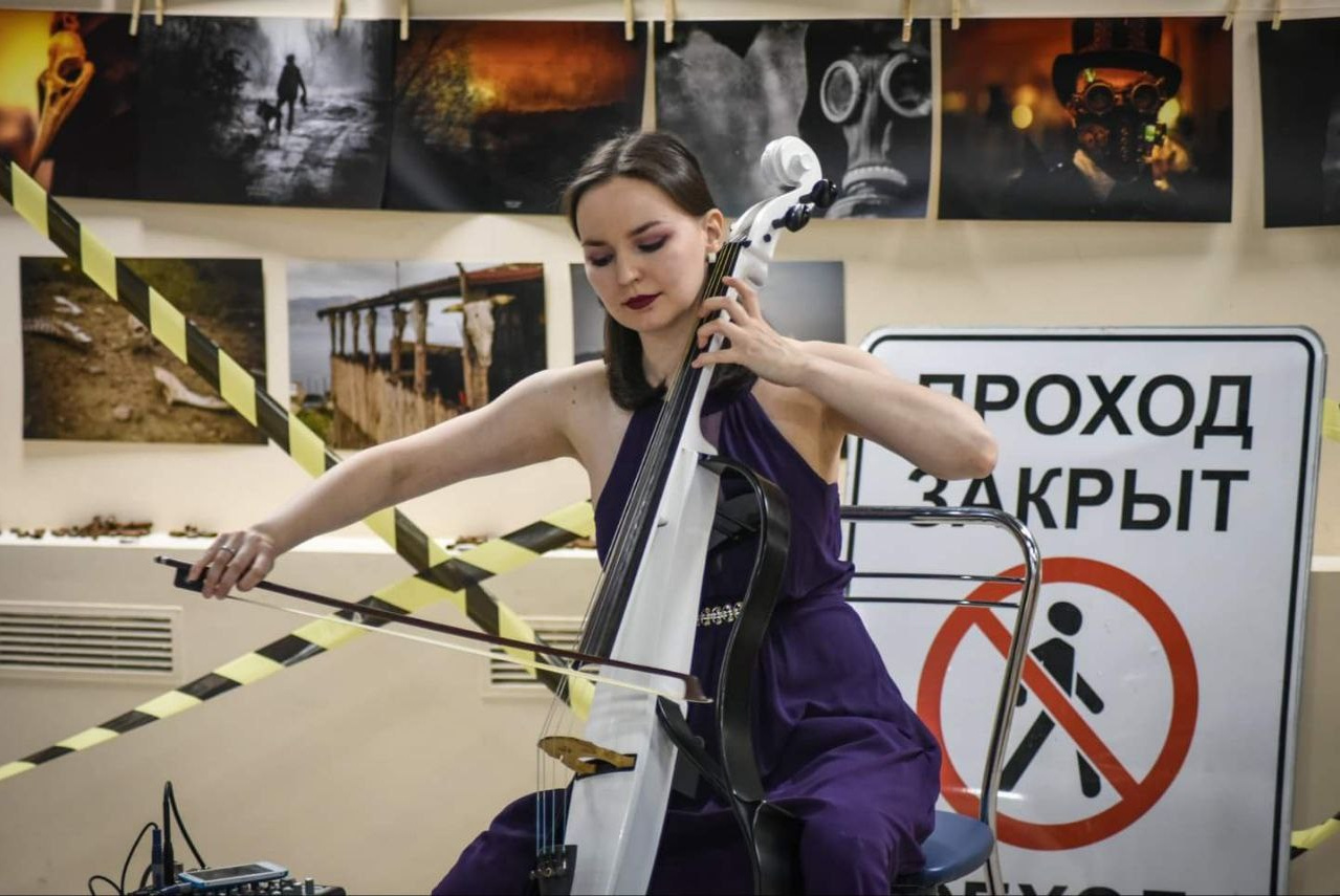 Выставка "Добро пожаловать в Новый Мир" фотографа Романа Адлера. Галерея ART FUTURE GALERY 15 декабря 2020 - 15 февраля 2021 года