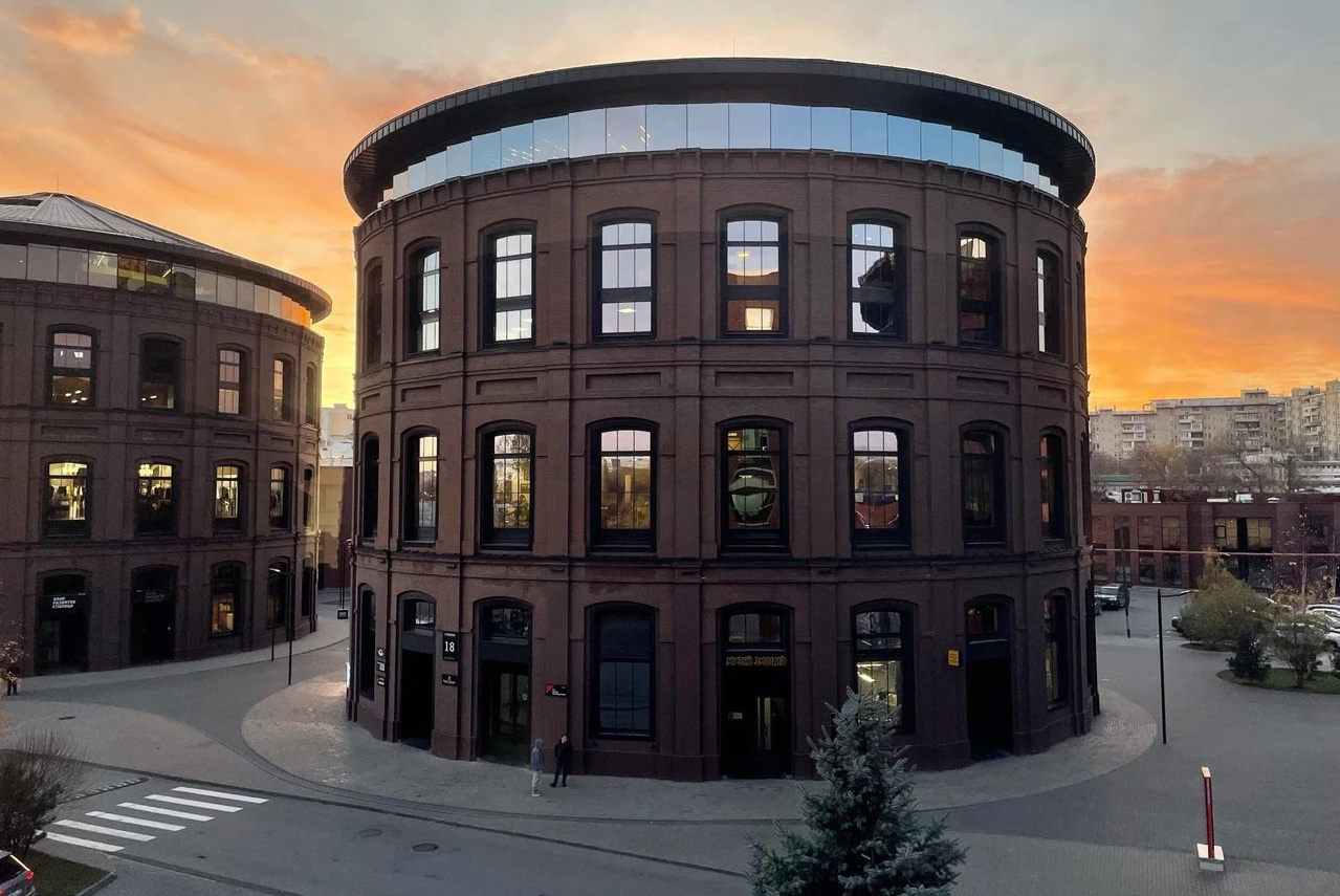 Места для свадебной прогулки Москва. Свадебное фото и видео Москва Кристина Музыка