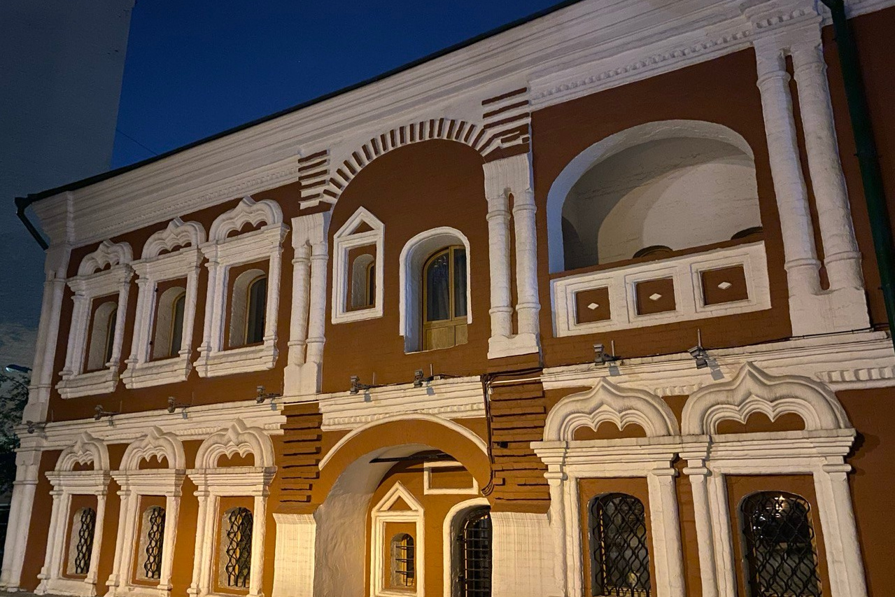 Марина Стеблянская - аттестованный экскурсовод по Москве. П&П — Полезное с Приятным. Фотоэкскурсии — Москва на память. Экскурсовод и фотограф в Москве. Увези столицу в своём альбоме!