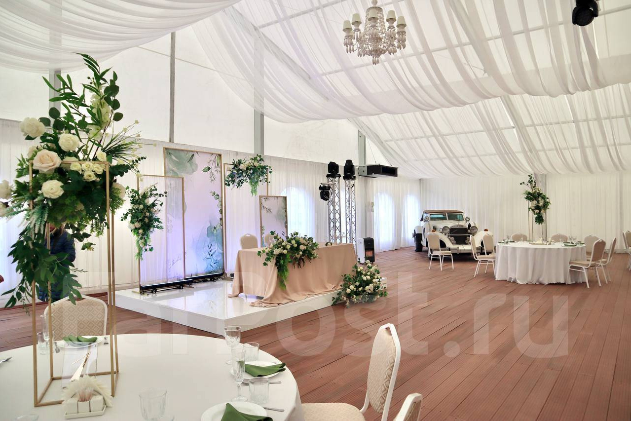 КОНТАКТЫ. Сауна с джакузи, водопадом, большим и теплым бассейном, хаммамом в ClubHouse в