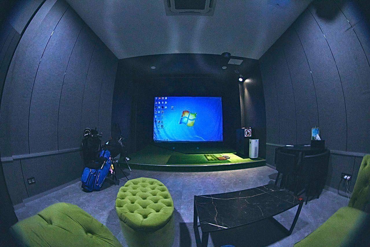 гольф симуляторы,играть в гольф зимой москва, играть в гольф зимой в москве, играть в гольф в москве