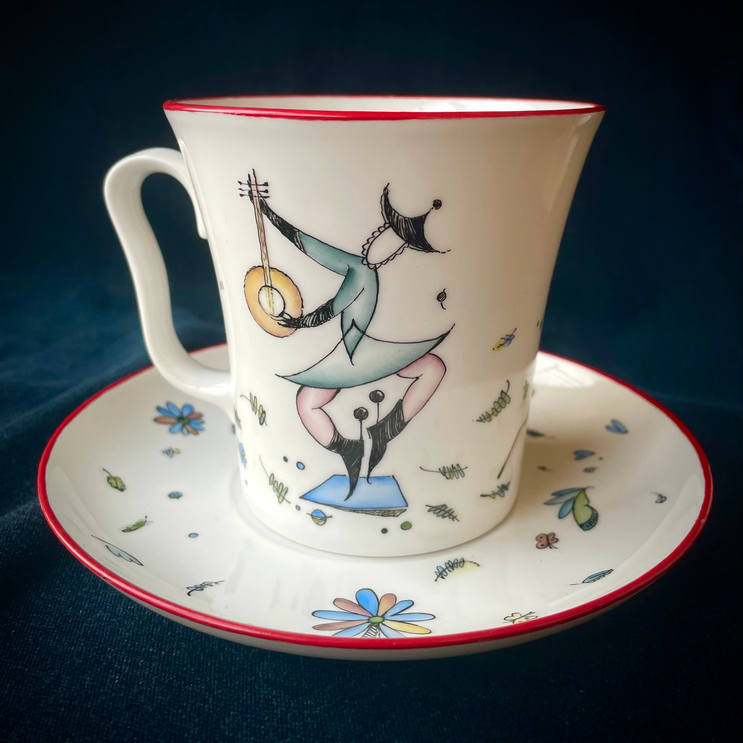 КаллиграфияРоспись фарфора по индивидуальным заказам.