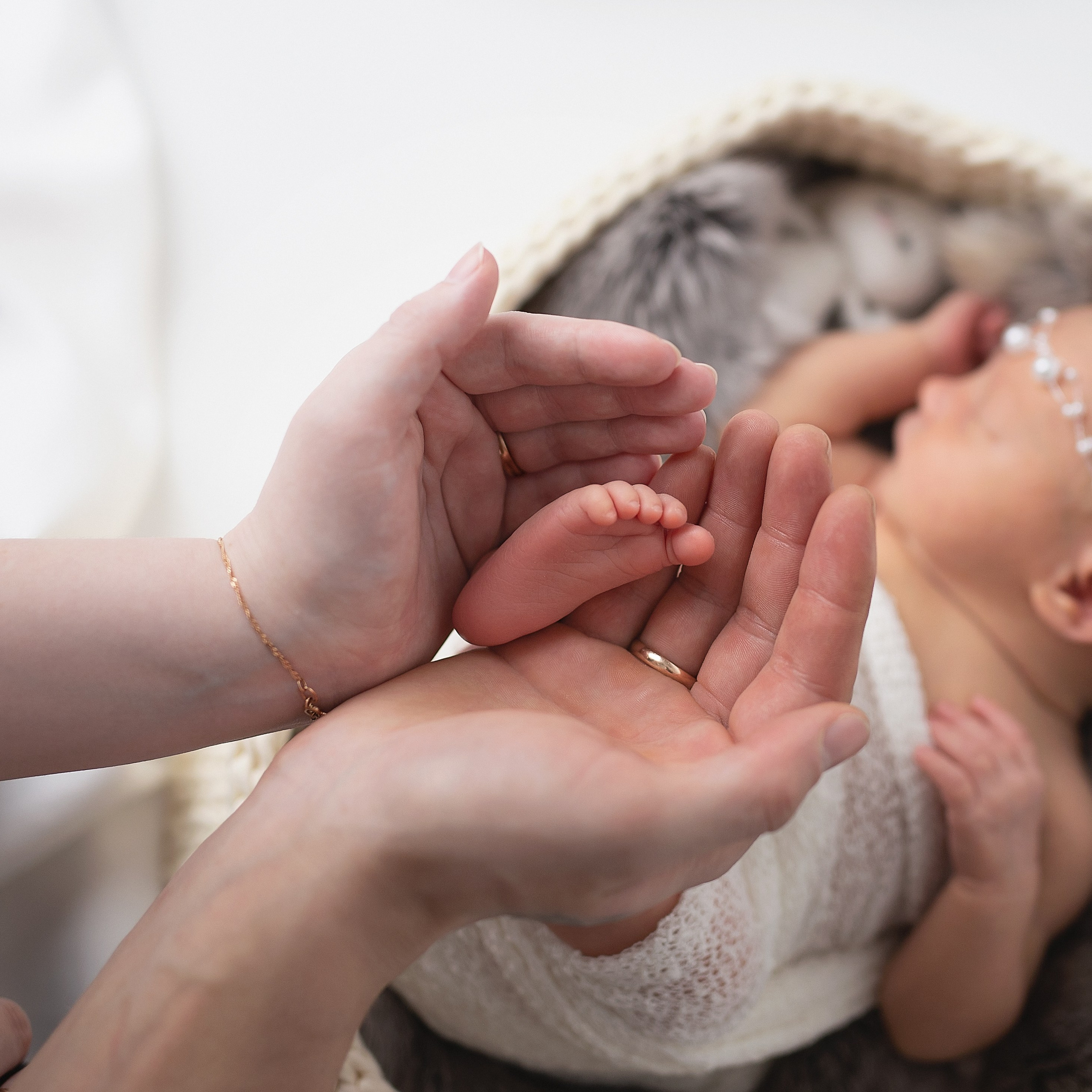 Современная фотосессия для новорожденных в Перми