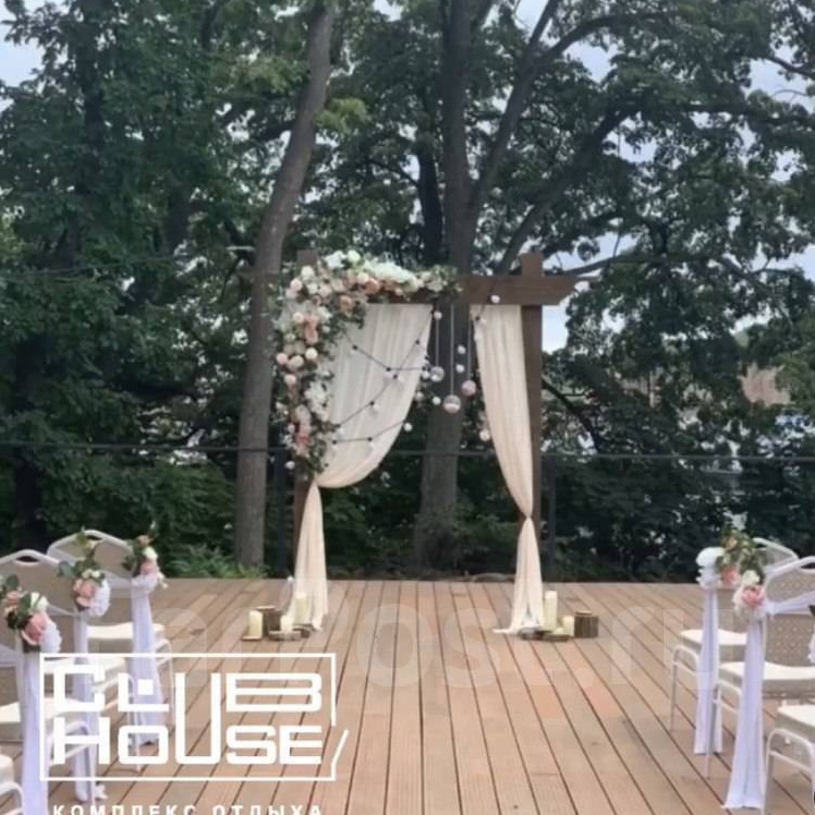 Свадебный шатер в комплексе отдыха Club House во Владивостоке. Сауна с джакузи, водопадом, большим и теплым бассейном, хаммамом в ClubHouse в