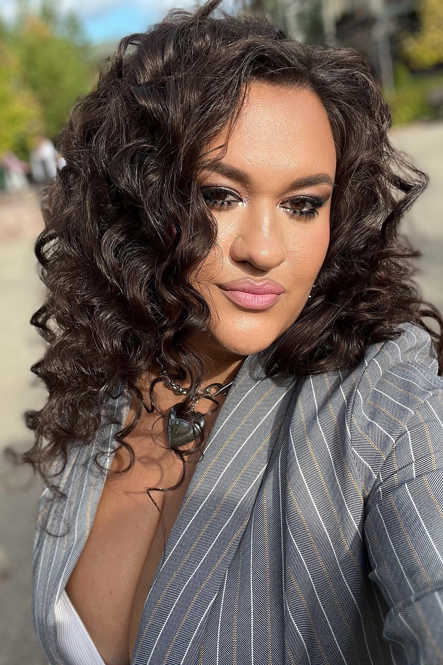 Контакты. Свадебный фотограф Виктория Чуйко Магнитогорск. Визуал для бизнеса