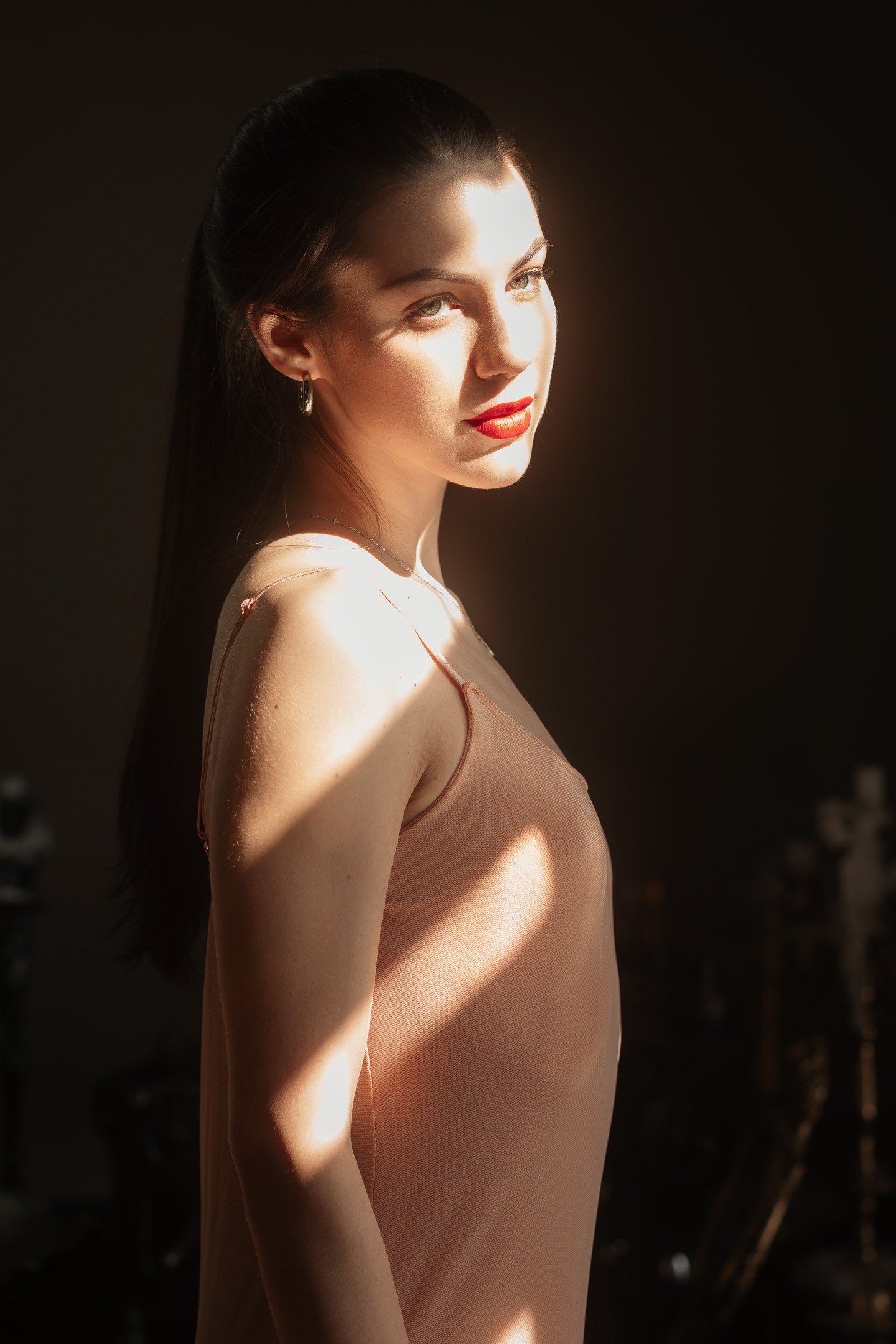 Услуги. Slava Sedov. AI-фотограф. Визуальные образы и истории в кинематографичном стиле