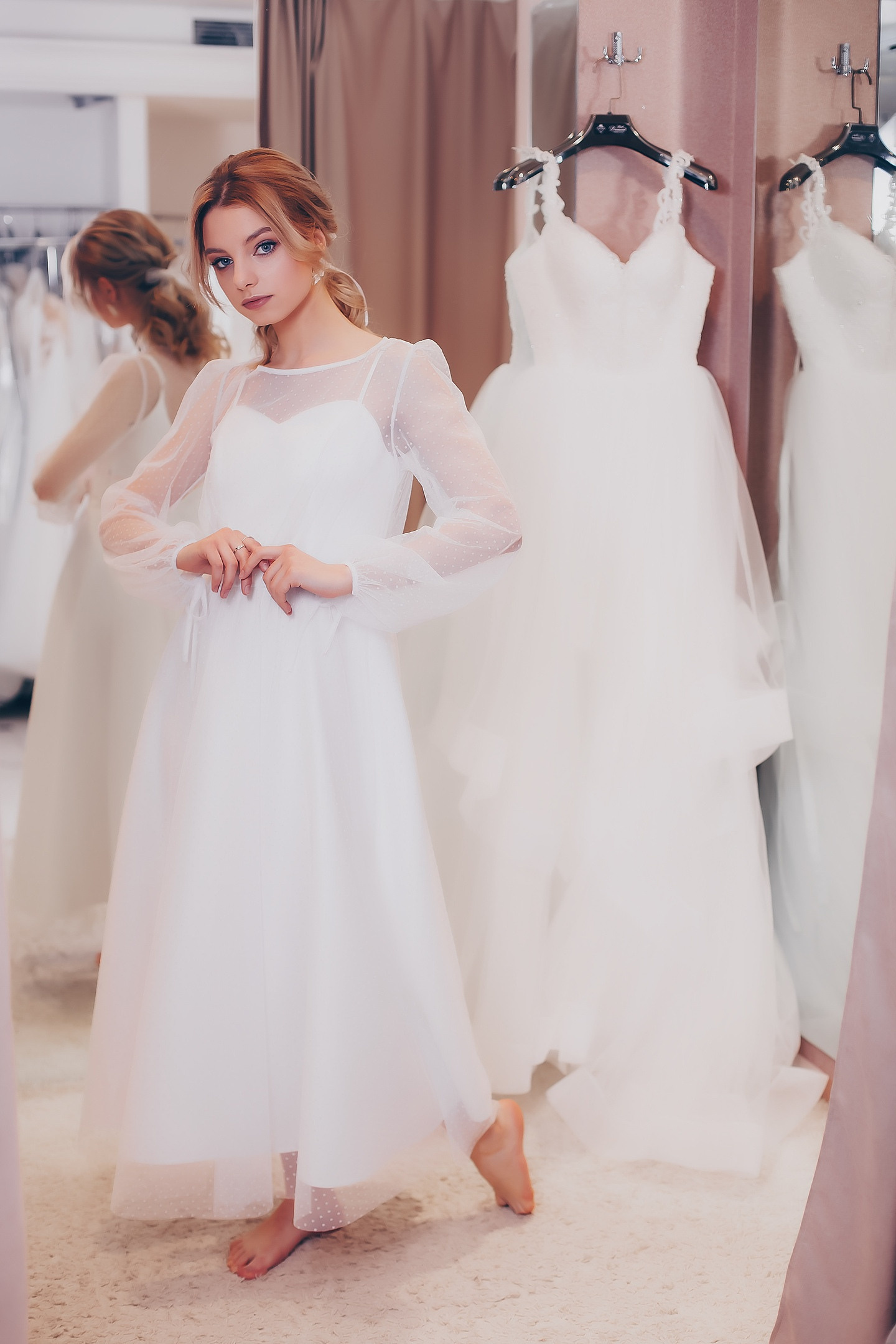 Фотосессия в салоне свадебного платья. Москва. Ваш фотограф в Москве и Московской области — Мария Бучнева