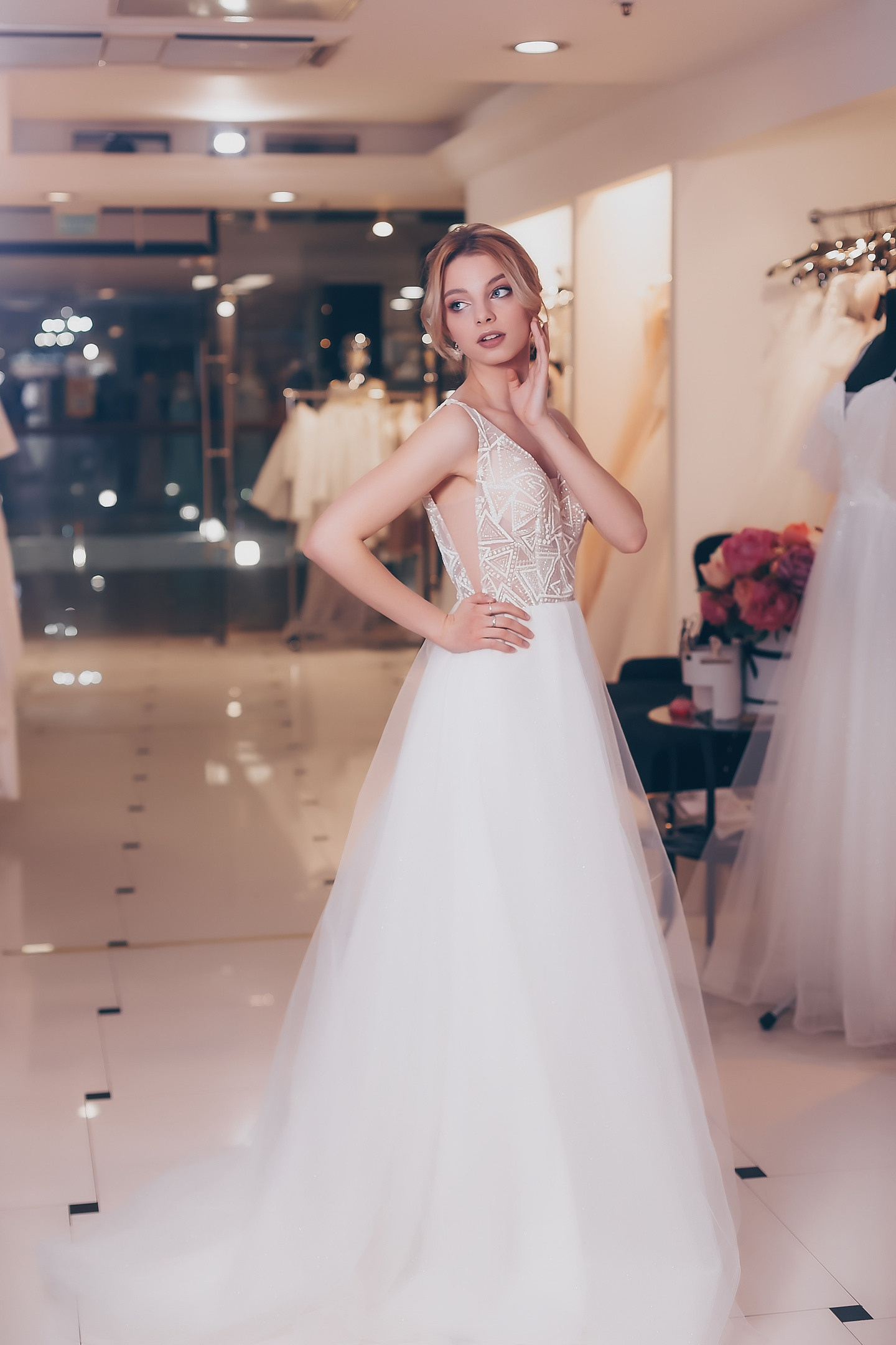 Фотосессия в салоне свадебного платья. Москва. Ваш фотограф в Москве и Московской области — Мария Бучнева