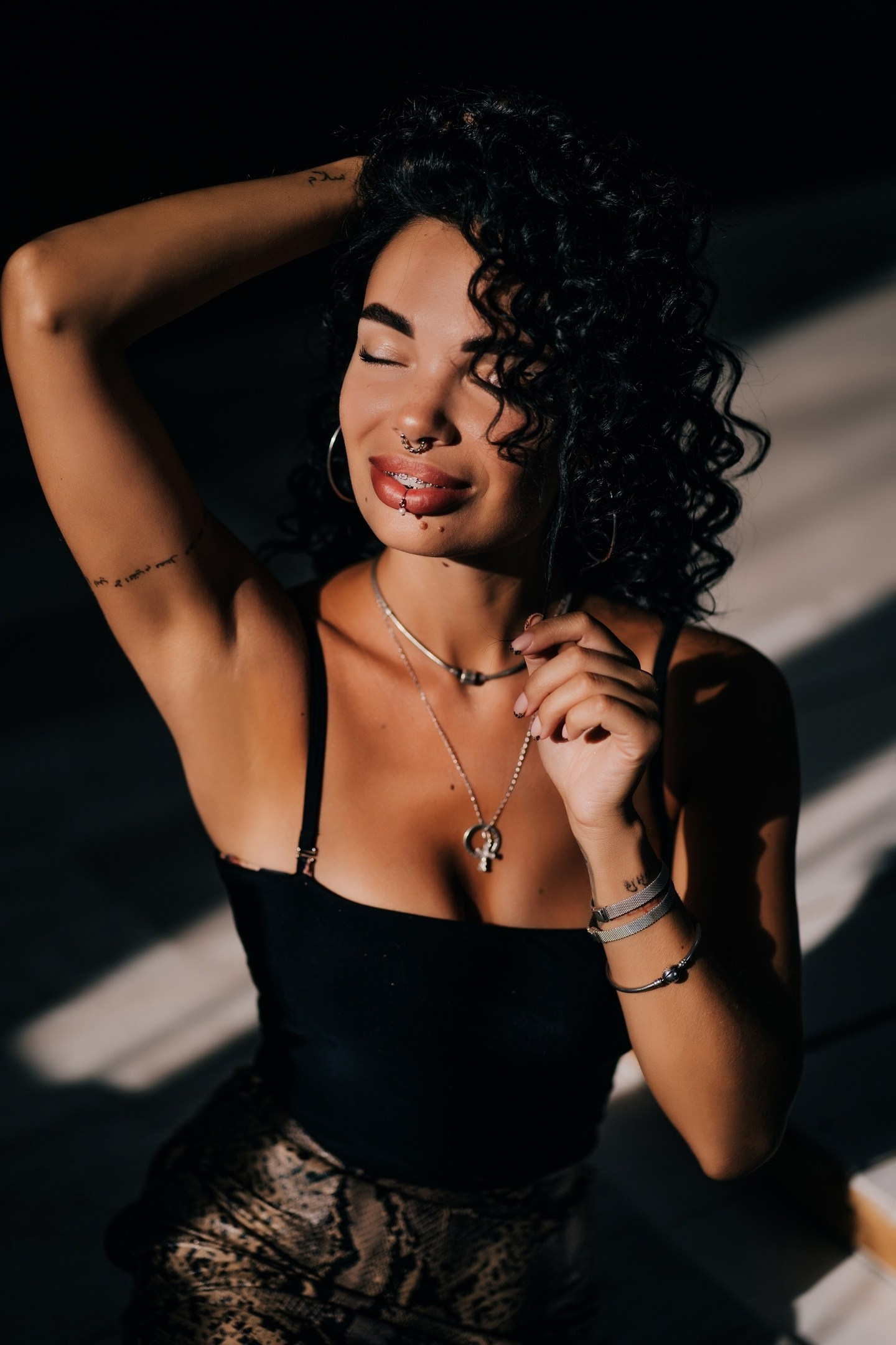 Контакты. Фотограф Ростов Патюченко Наташа