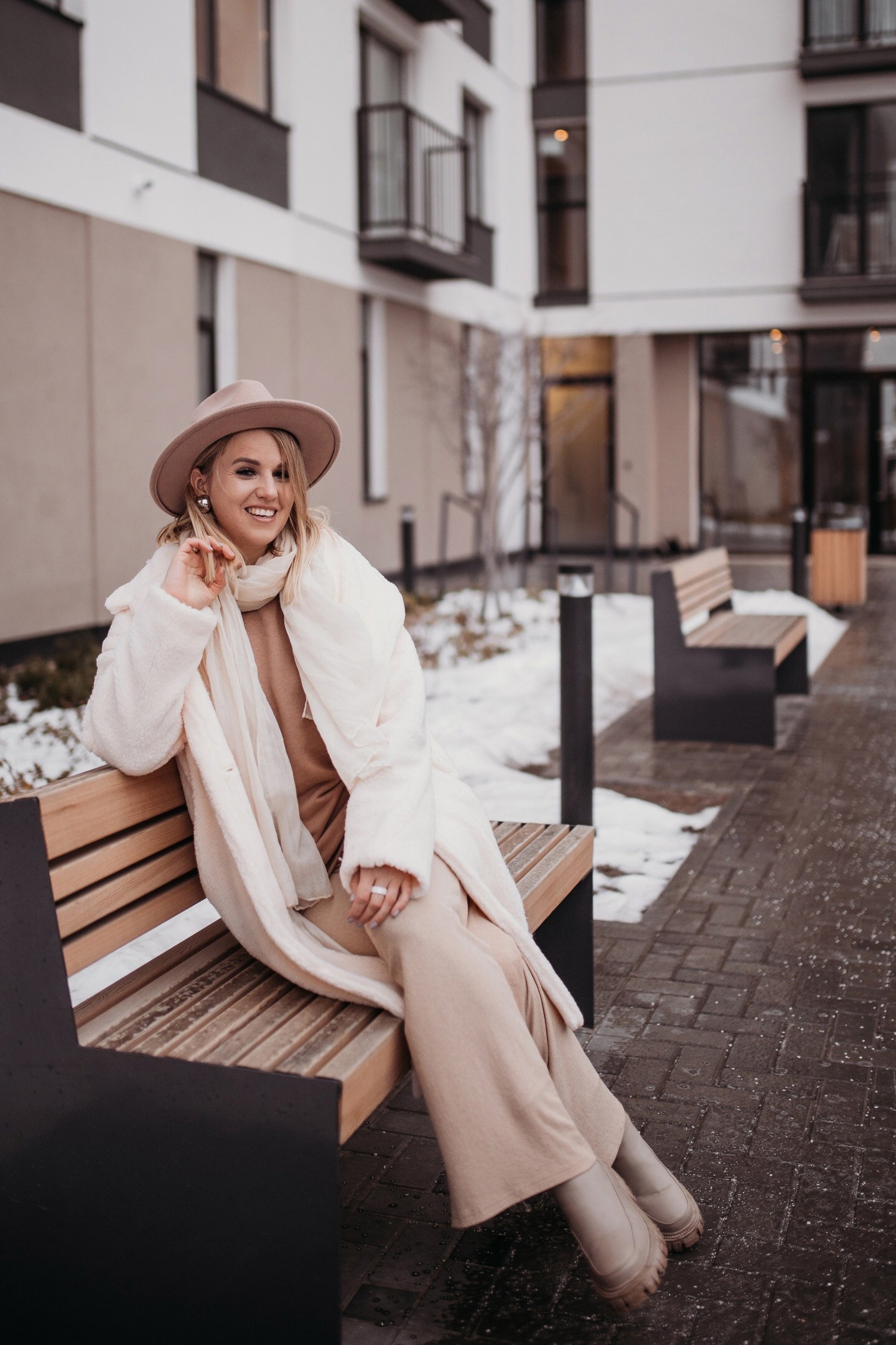 Контакты. Главная