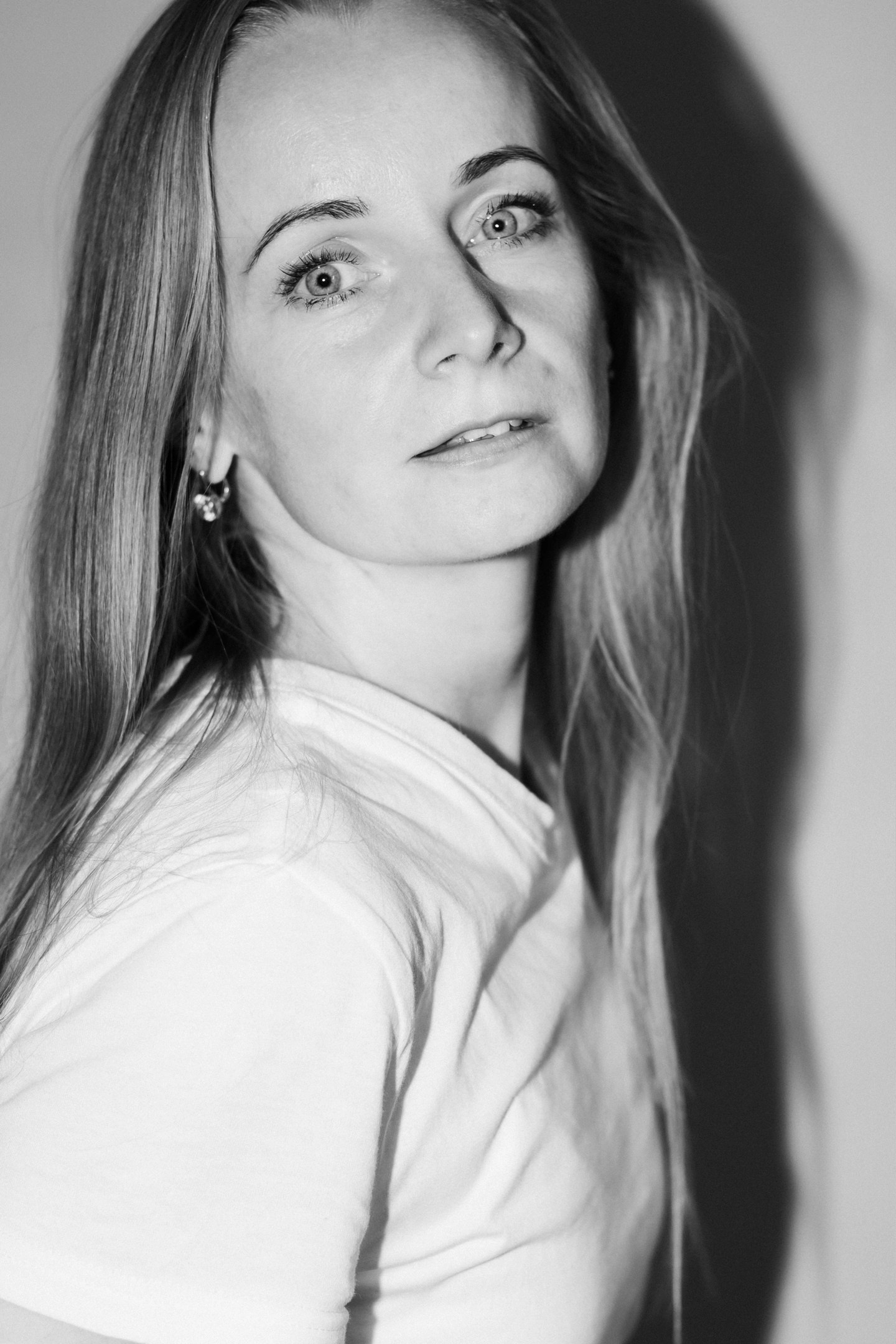 Модель Марина Доглядная. Фотограф Марина Доглядная Челябинск фотосессии с лошадьми, мотоциклами