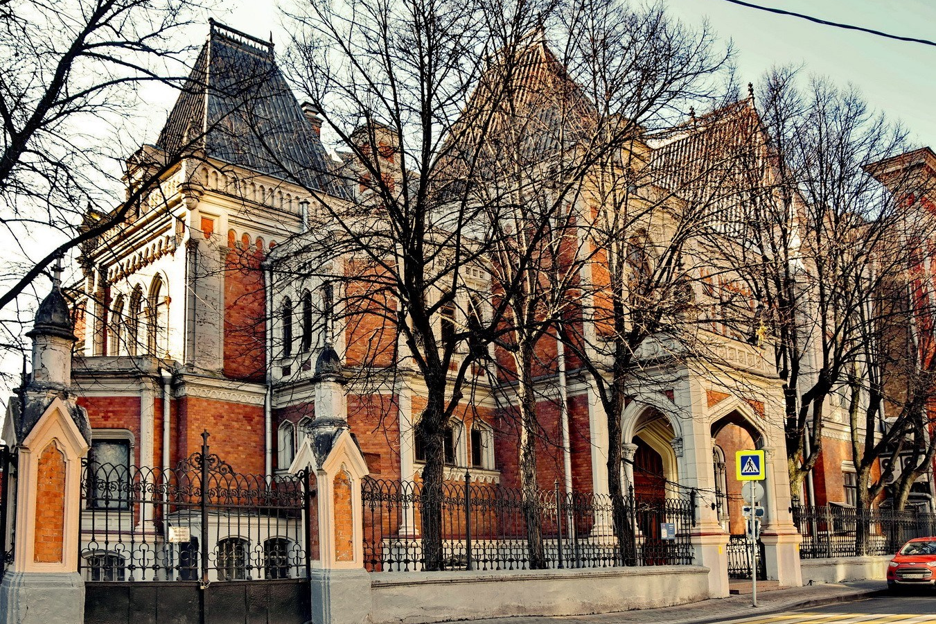 Необычные улицы и дворики Москвы. Фото Радости. Свадебный и семейный фотограф в Москве Юлия Самойлова