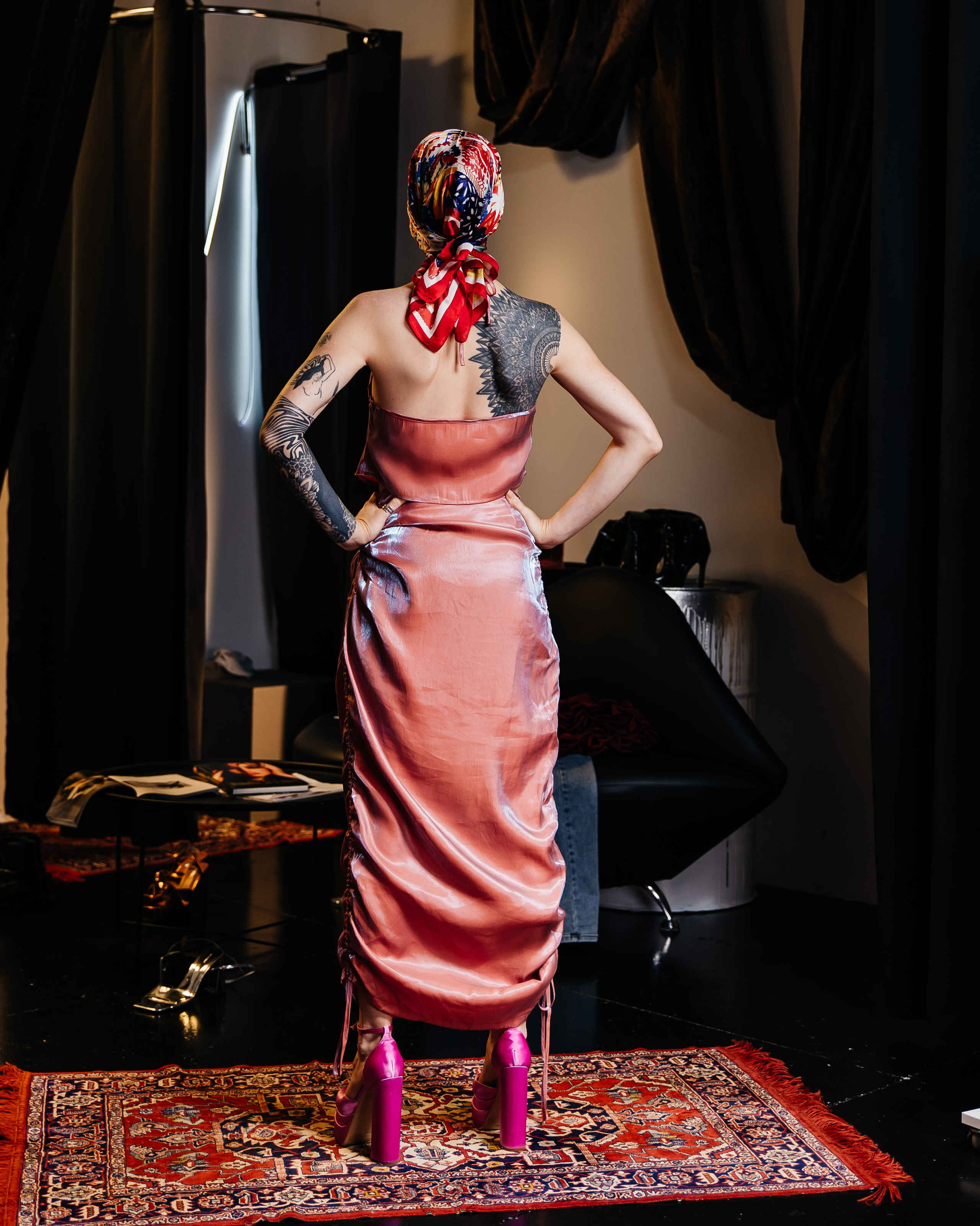 Аренда одежды для фотосессий «К69»