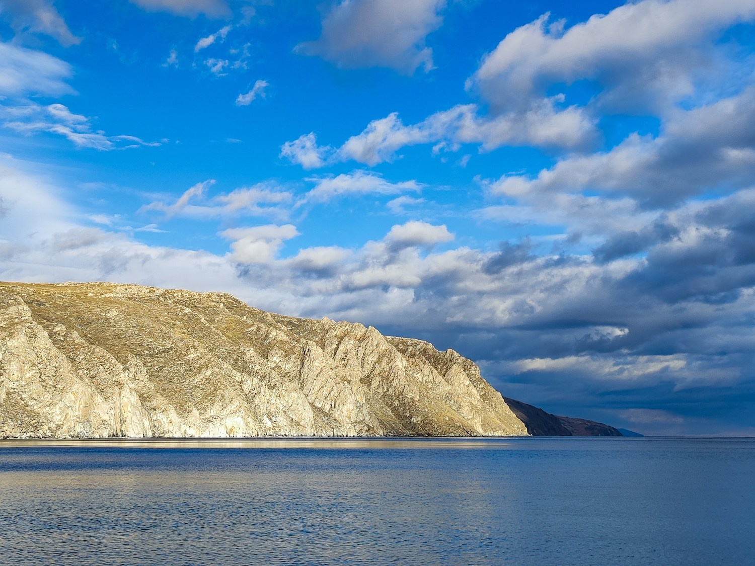 Экскурсия Байкал + Тажеранская степь. Илья Буянов, гид по Байкалу, фотограф — baikalsky.com