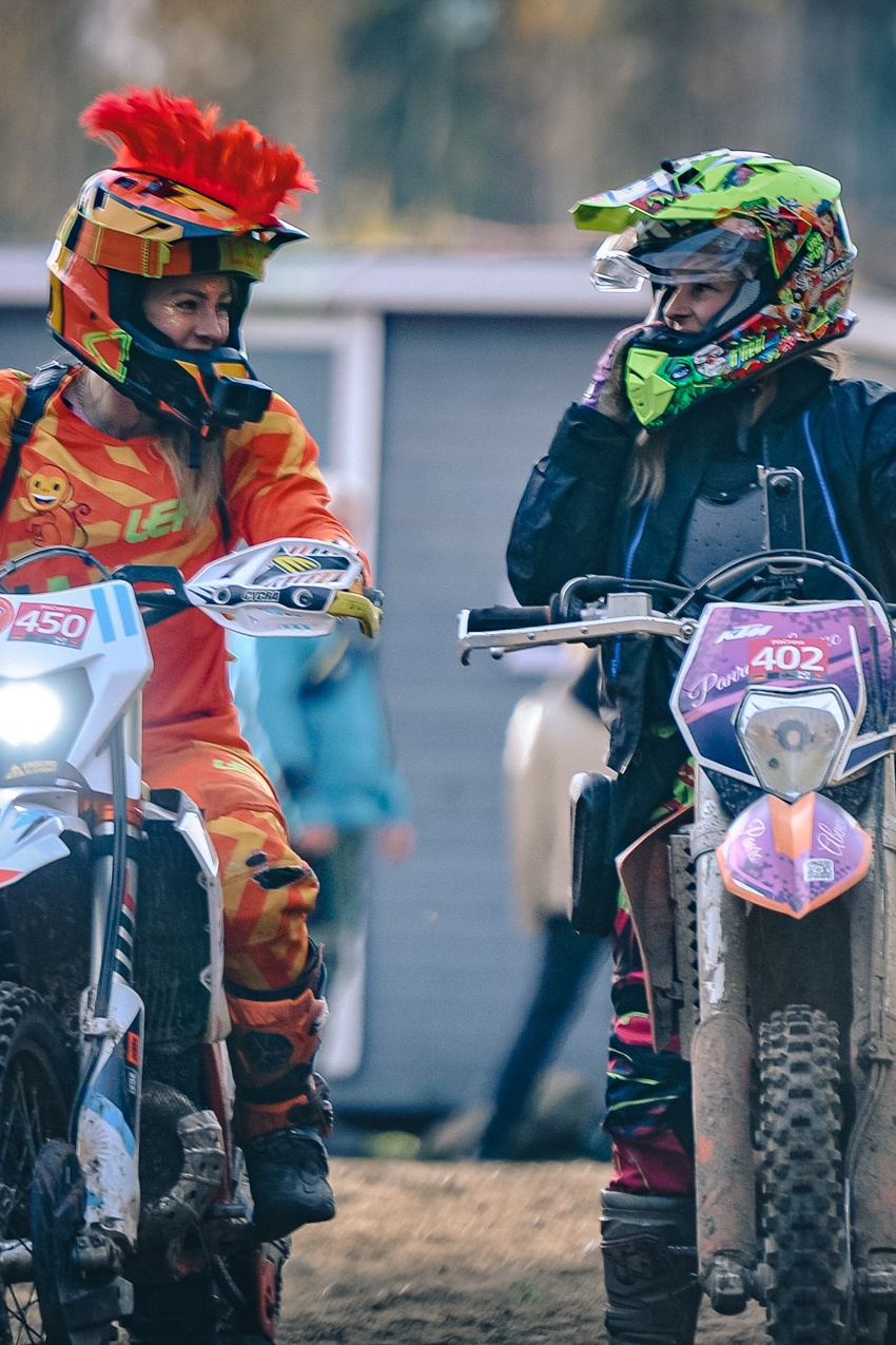 CountryCross. BraapBroom Media Group