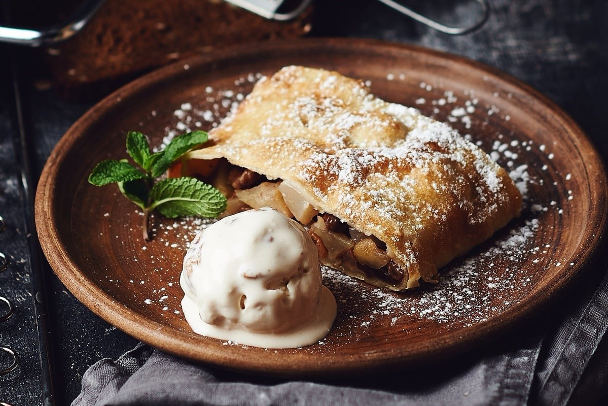 Банкетное меню. Грузинская кухня. Доставка блюд по меню. Доставка комплексных обедов