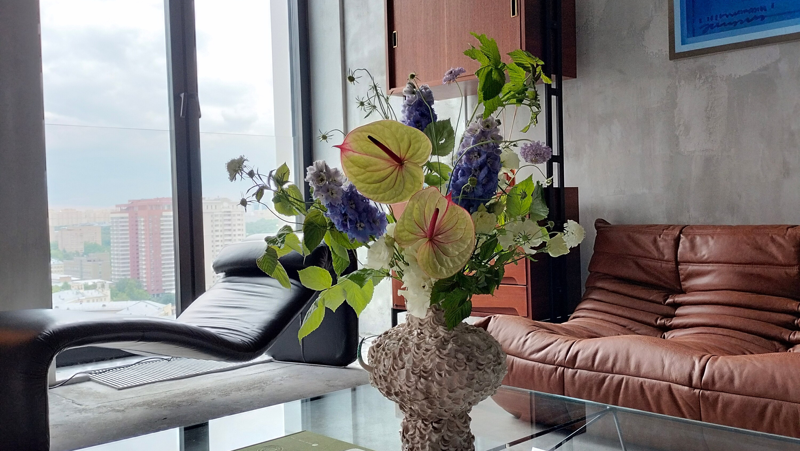 Цветочная подписка, цветы в подарок, год цветов, цветы в подарок еженедельно, цветы в подарок ежемесячно, цветы для любого повода, подарочные букеты, подарочные композиции, живые цветы, ручная работа на заказ, профессиональный флорист, флорист Москва, флорист фрилансер, выгодное предложение по цветам, цветы для богатых, флорист для богатых, цветы в дар, подарок на год вперед, подарок на юбилей Москва, подарок на свадьбу Москва, долгоиграющий подарок, профессиональный флорист, что подарить молодожёнам, что подарить на юбилей, что подарить на День Рождения, необычный подарок, дизайнерский букет, авторский букет, не обычный букет, стильный букет невесты, современный букет, современная флористика, флорист Москва, индивидуальный подход, клиентский сервис, VIP условия, ручная работа, работа под заказ, отзывы, купить цветы Москва, купить цветы в Москве быстро, купить цветы в Москве просто, купить цветы в Москве на год вперёд