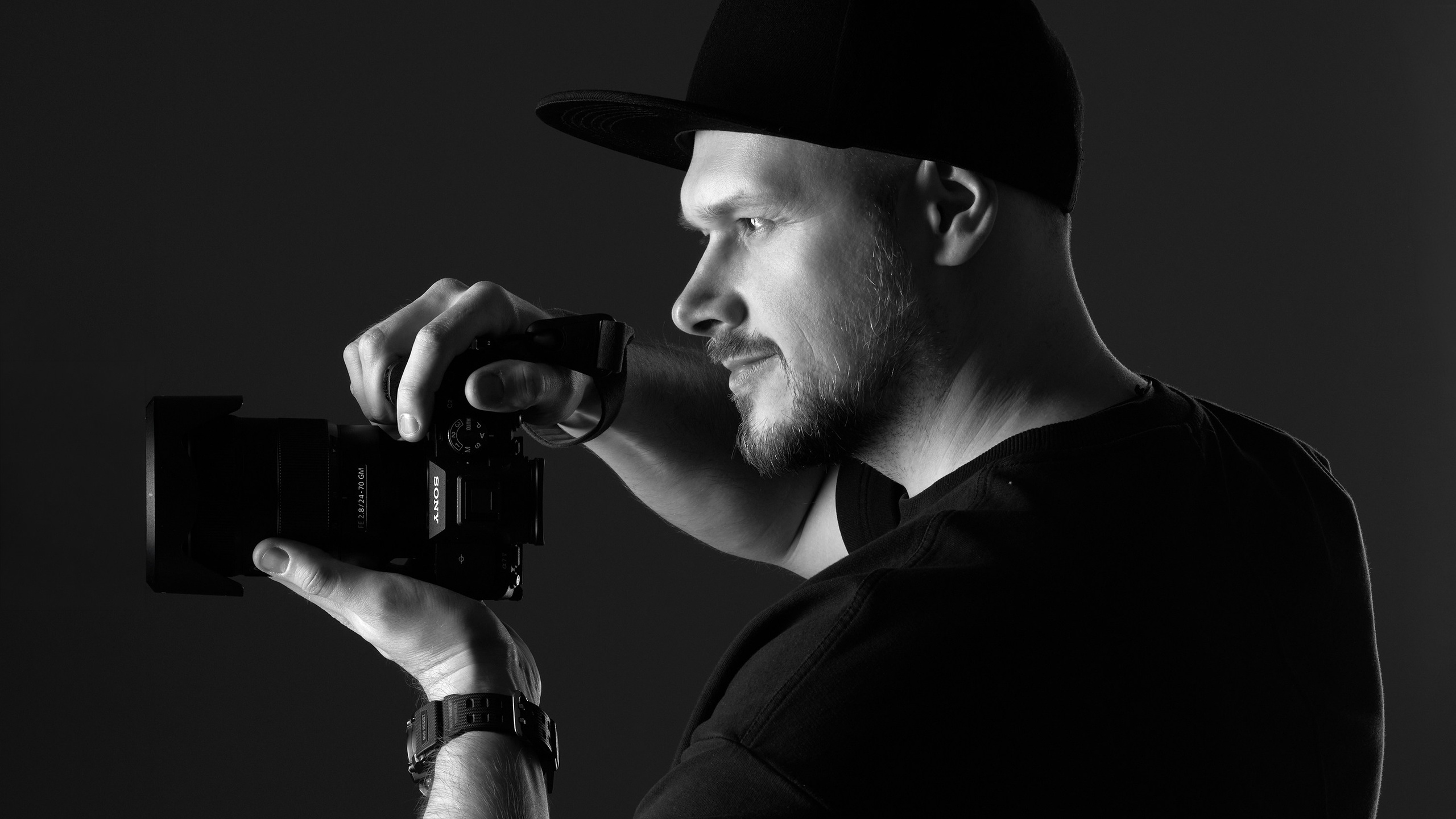 Мужские фотосессии для сайтов знакомств в Москве. Портретный фотограф Павел Бахирев. Москва