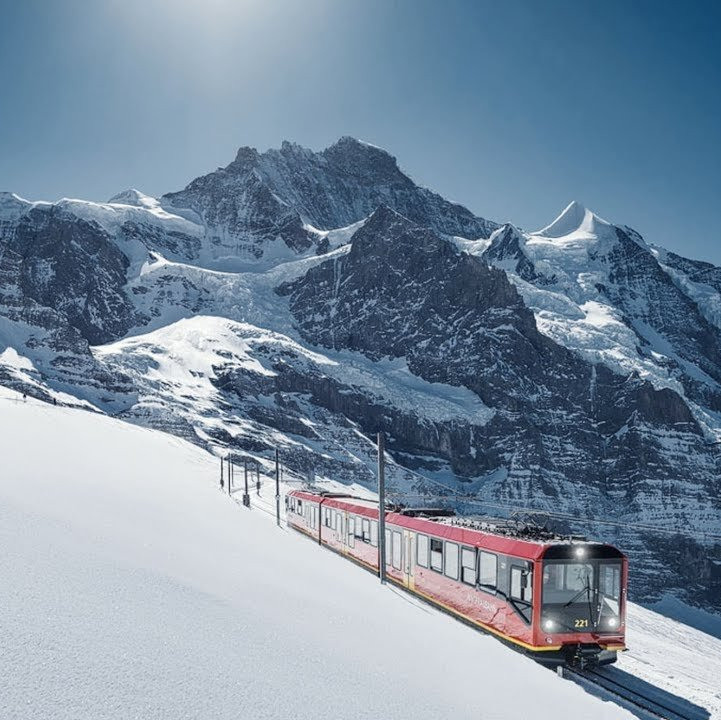 PLACES FOR PHOTOS. Photographer in Interlaken area