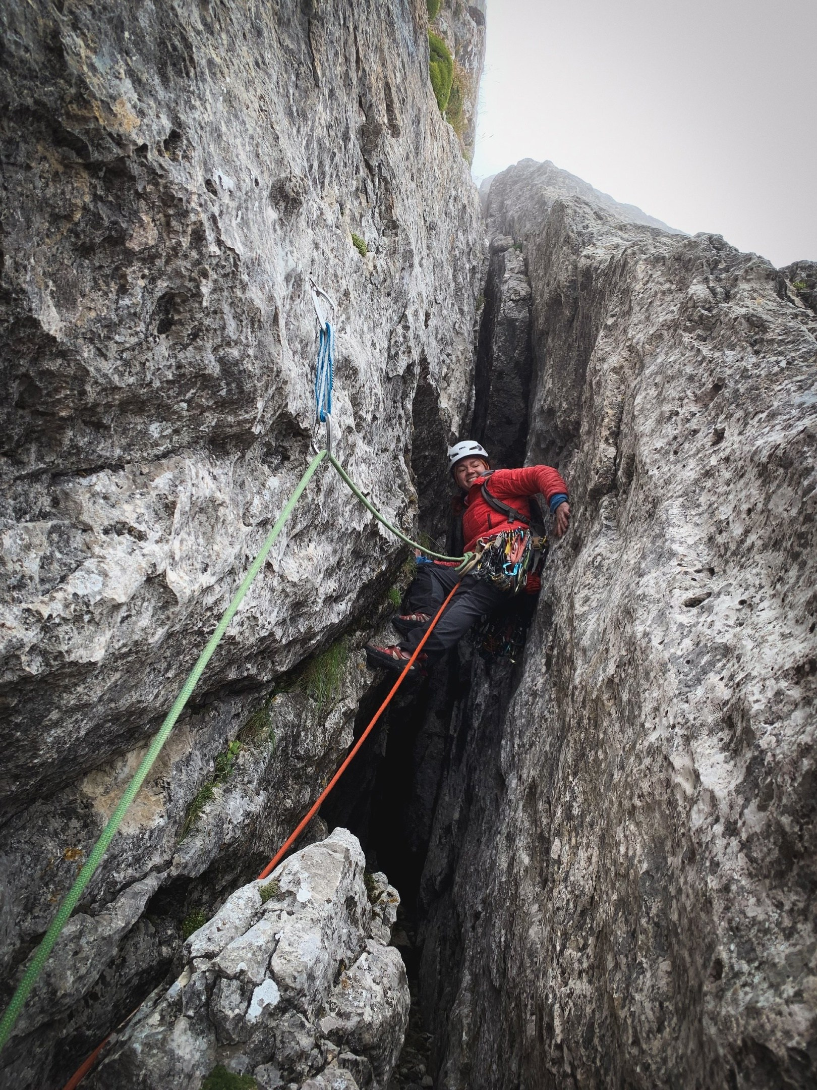 Ася Кукушкина и Даша Ковалева прошли маршрут Горина 5А на Цей-Лоам. “Steel Angel”: women’s climbing award