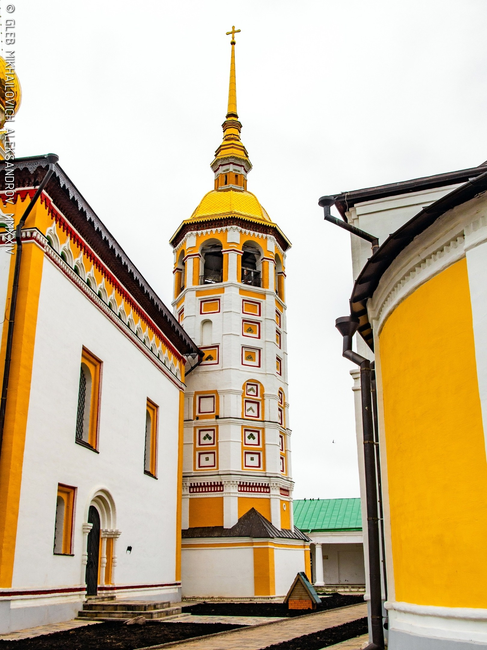Суздаль. Храм Воскресения Христова. Зодчество