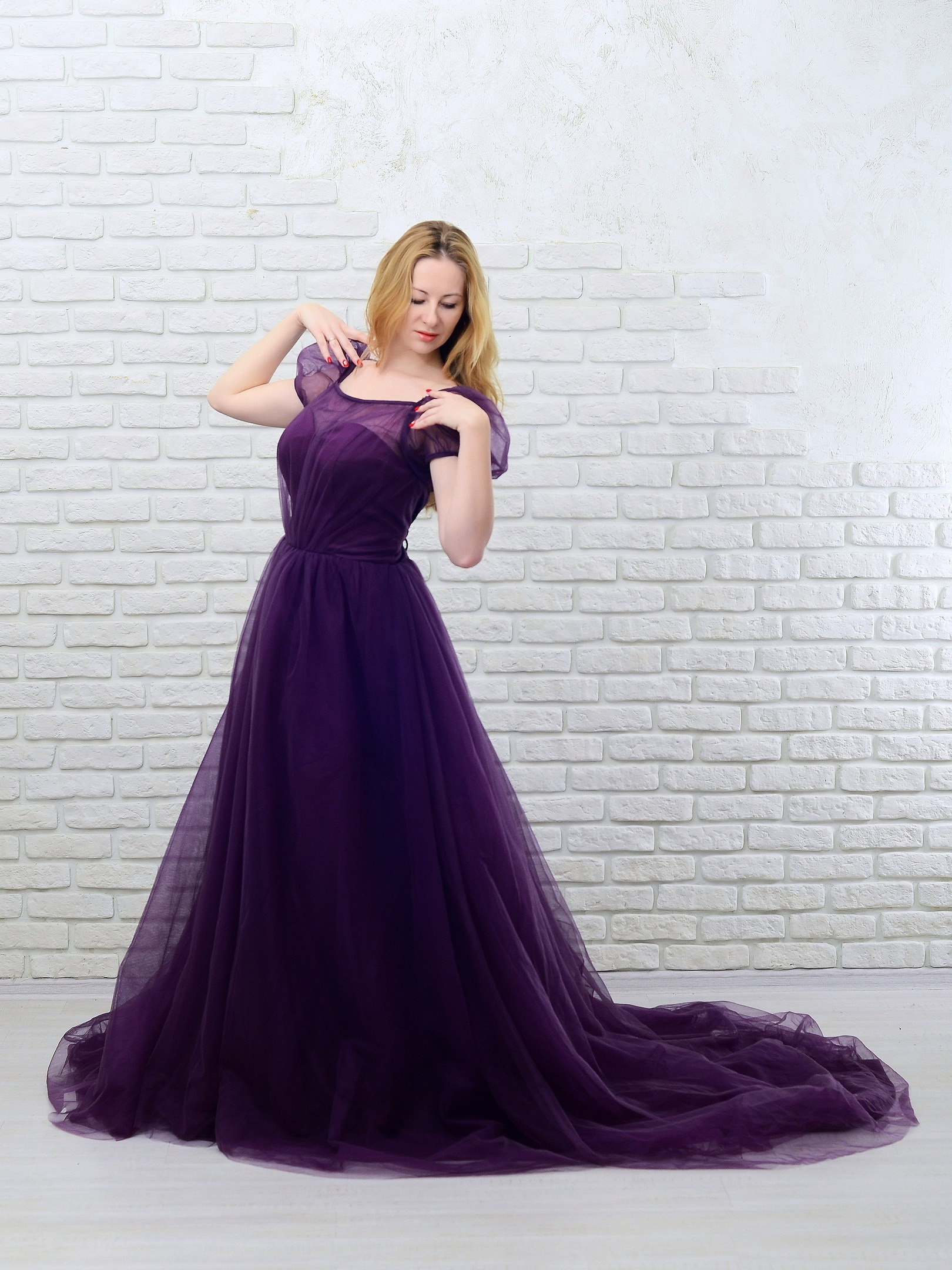 Платья в Аренду. Интерьерная Фотостудия Москве