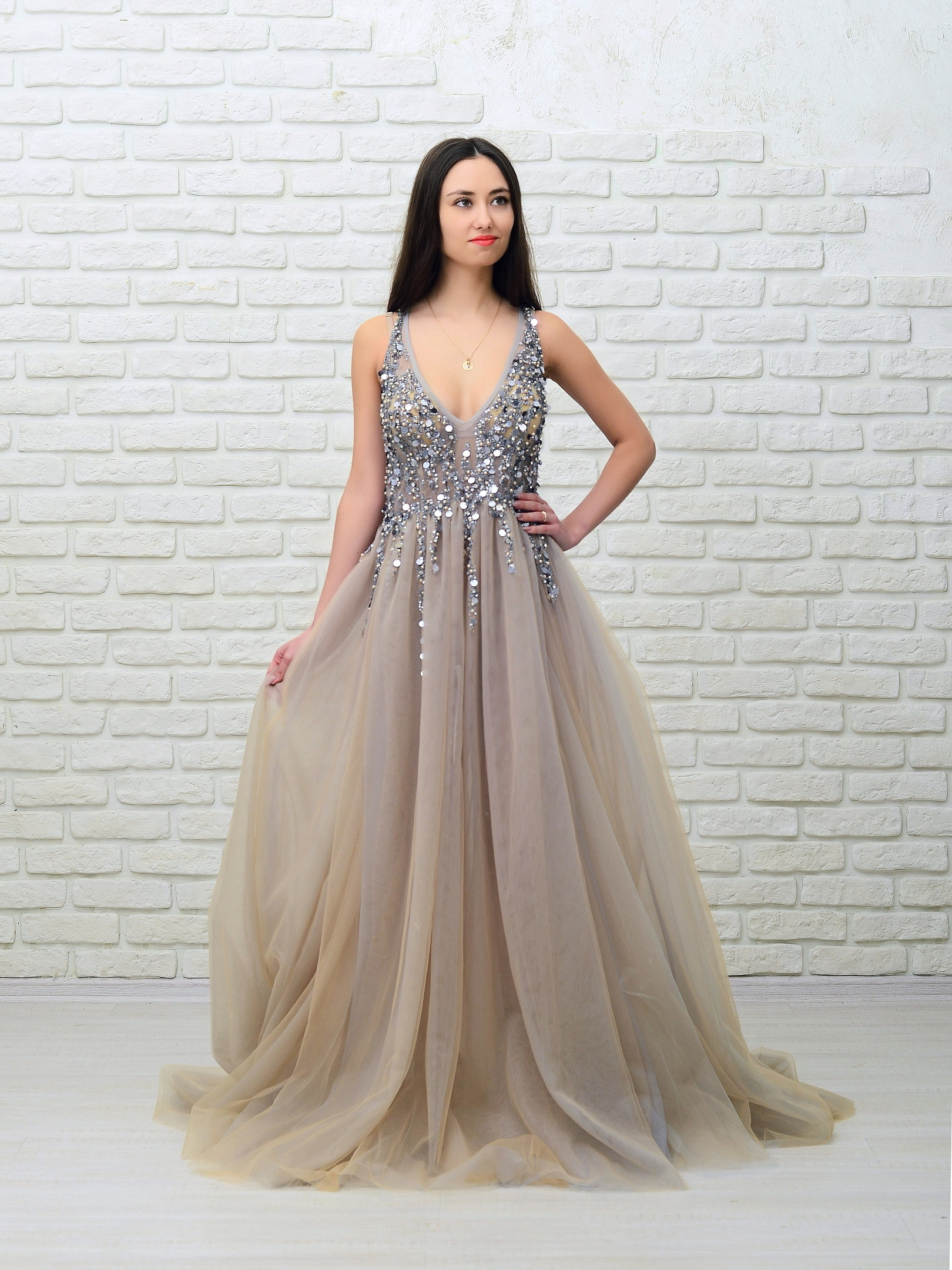 Платья в Аренду. Интерьерная Фотостудия Москве