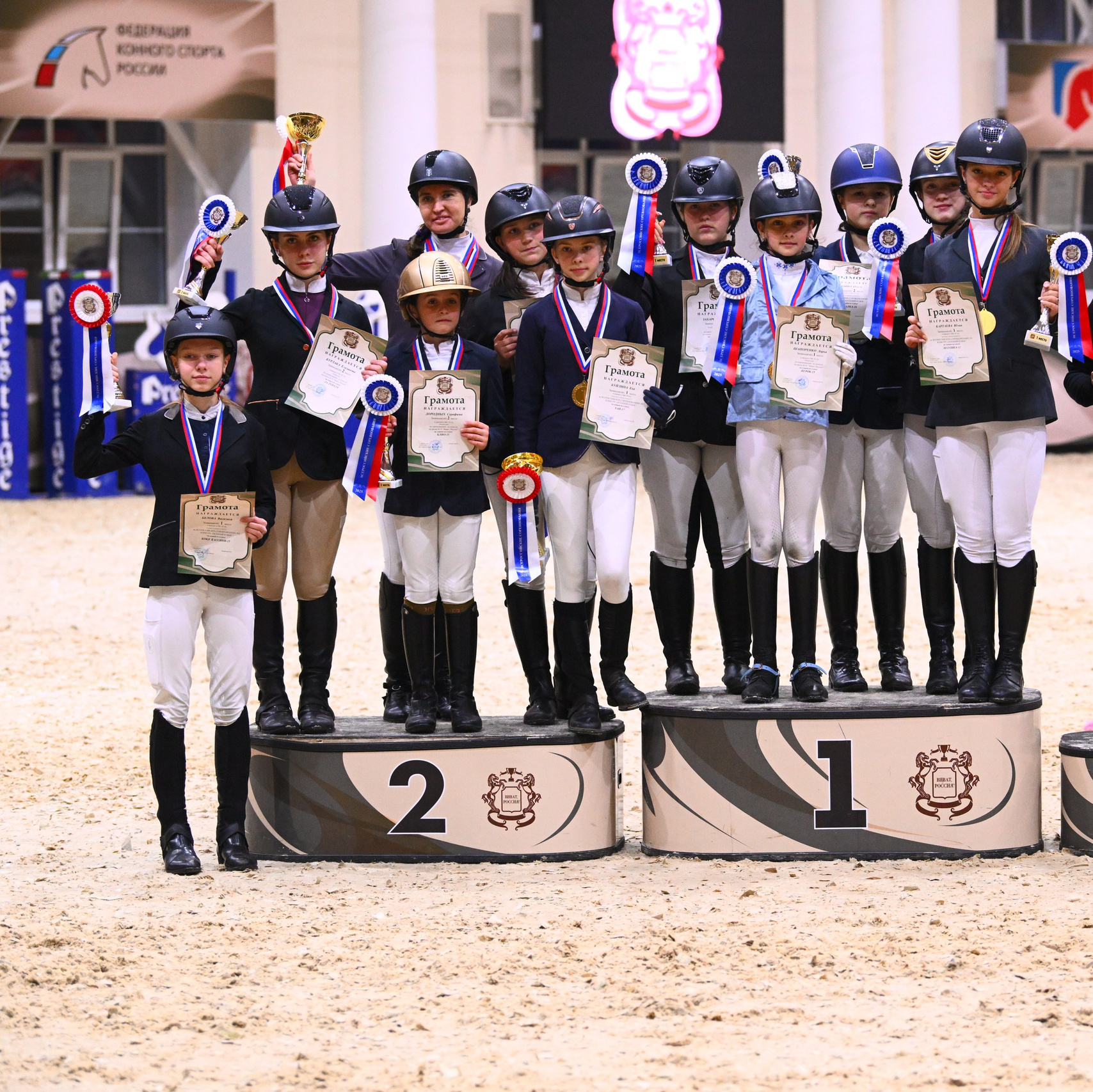 2025.10.25 — КСК Виват, Россия!. ТУРНИРНАЯ КОННАЯ ФОТОГРАФИЯ, Руднева Ольга и Евгений Адеев