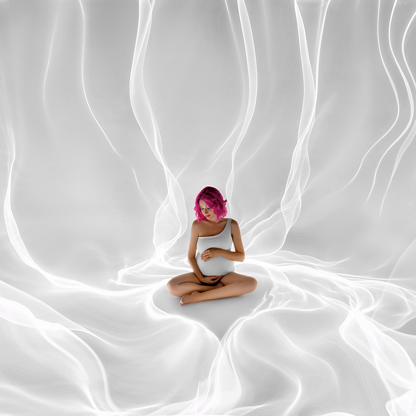 Контакты. Фотограф беременности в стиле минимализм г. Сочи Илина Гринева