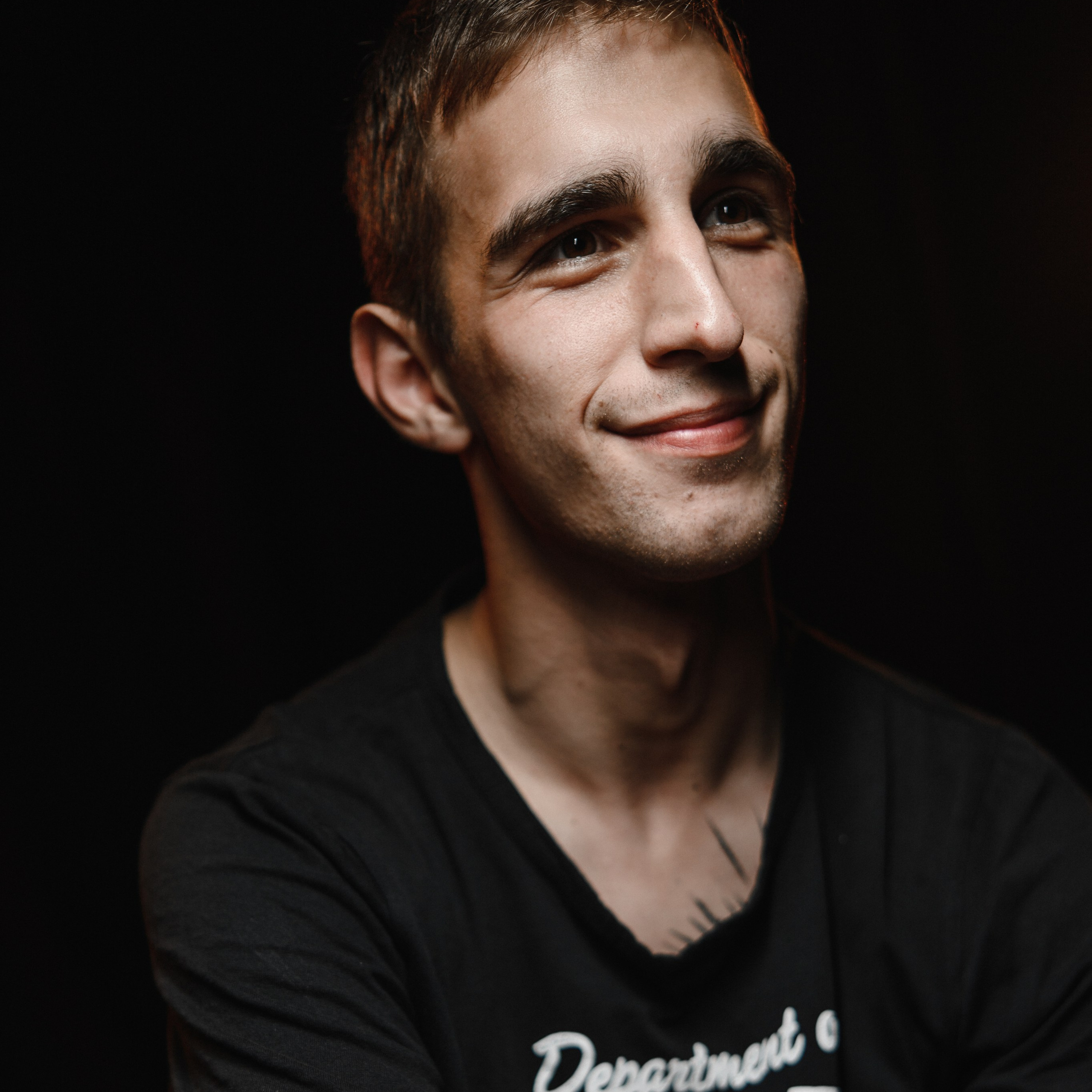 Актеры Донецкого Нового театра. ДОНЕЦКИЙ НОВЫЙ ТЕАТР