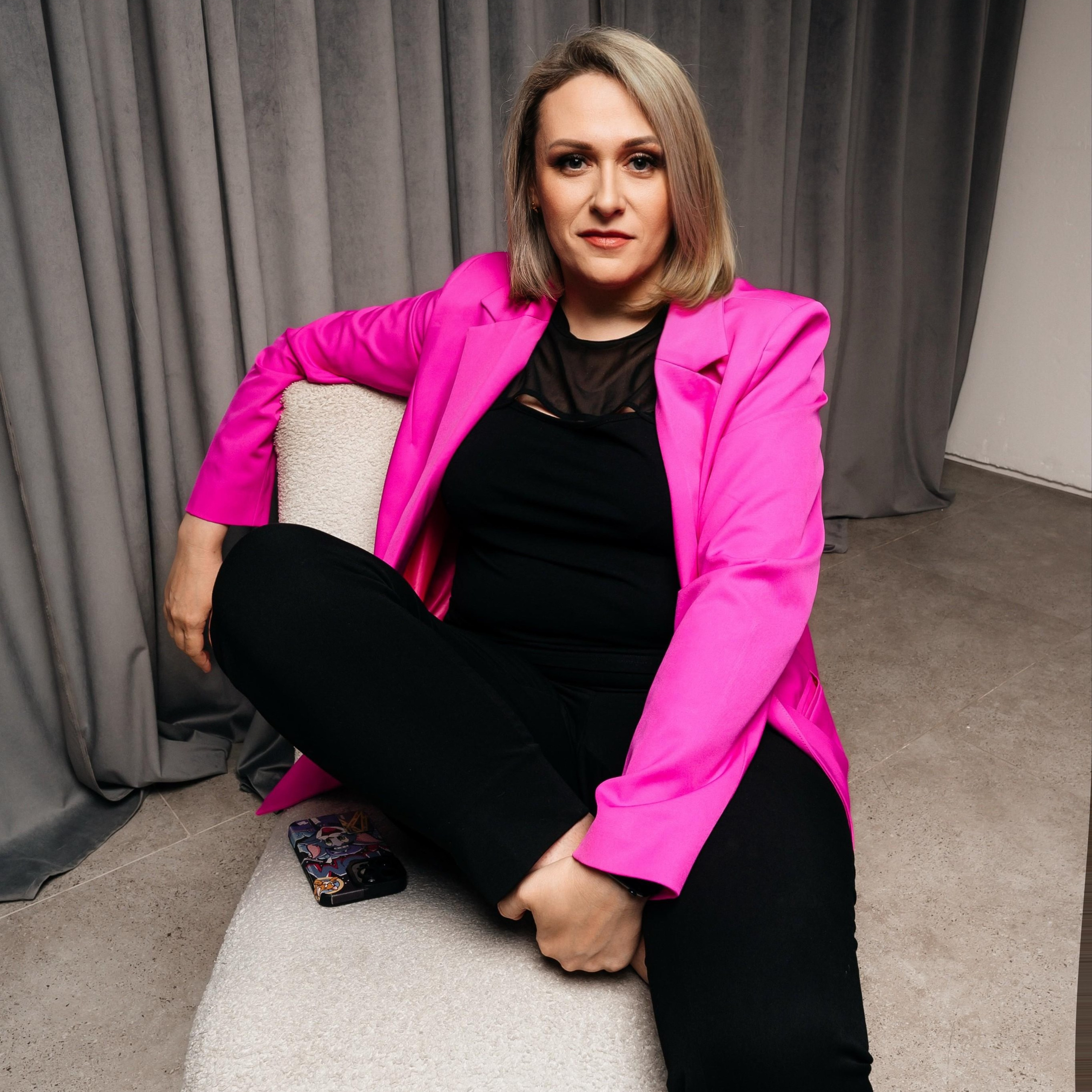 Стоимость услуг ведущей Ирины Гумеровой. Ведущая праздников и мероприятий Ирина Гумерова