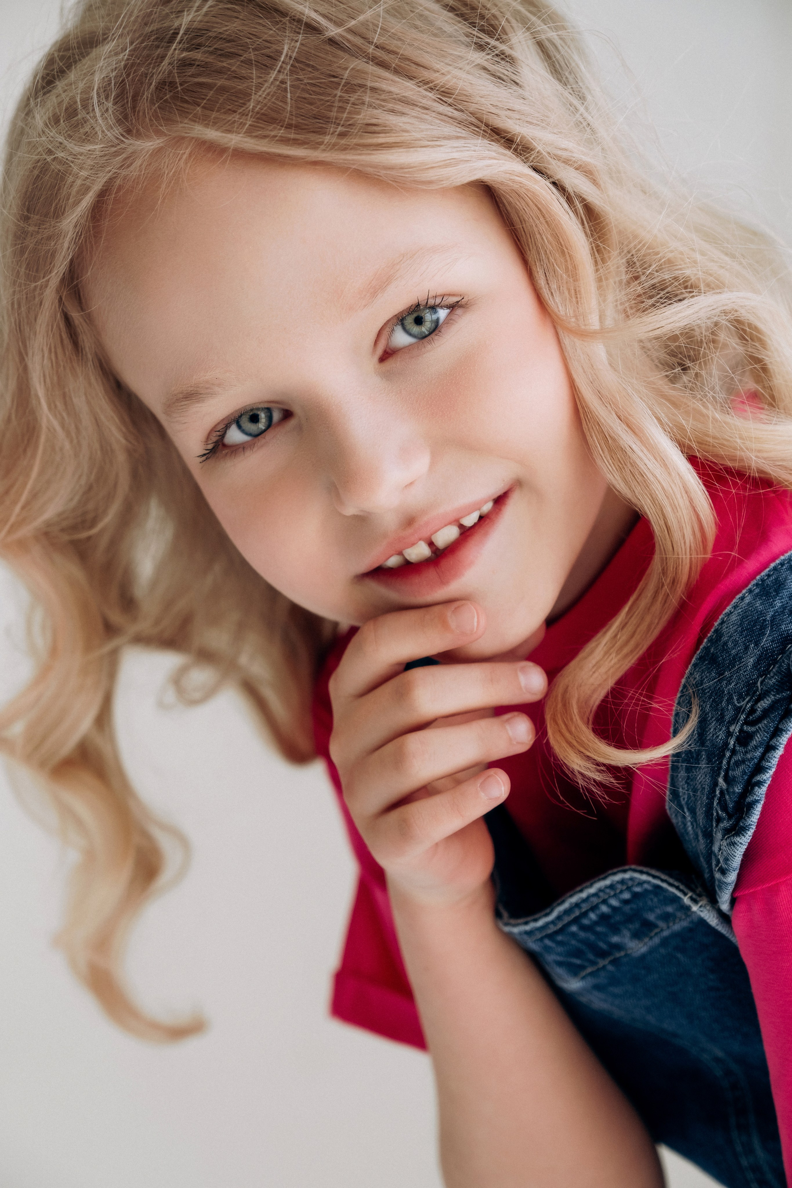 База моделей. Фотограф Полина Закирова