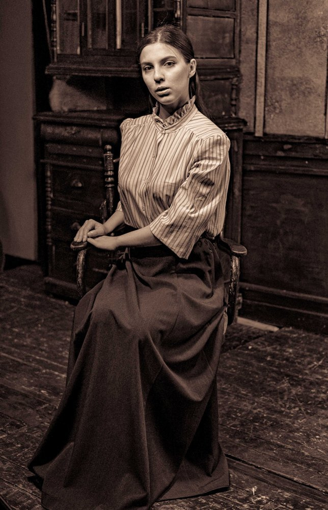 «Мещане»: первая онлайн-премьера в театре «У Моста». Журнал о самом особенном. Пермь и Пермский край