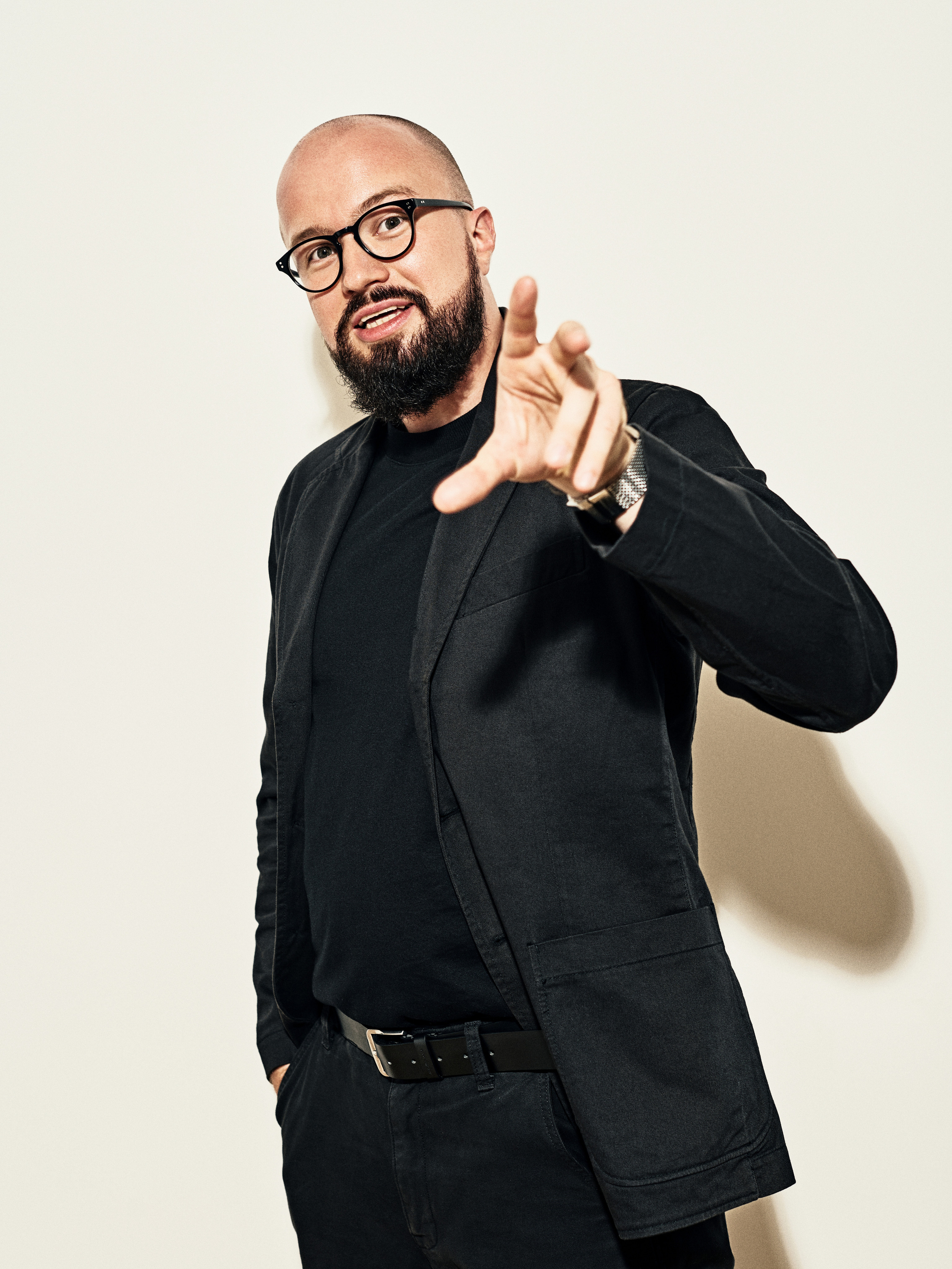 Контакты. Профессиональный фотограф Кирилл Зайцев