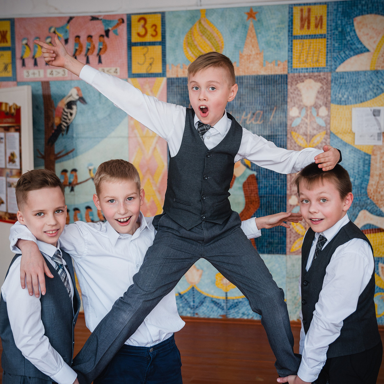 Школьный альбом с фотосессией не дорого