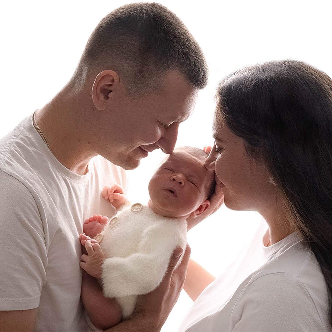 Фотограф новорожденных (ньюборн) в г. Уссурийске Приморский край Ирина Губанова