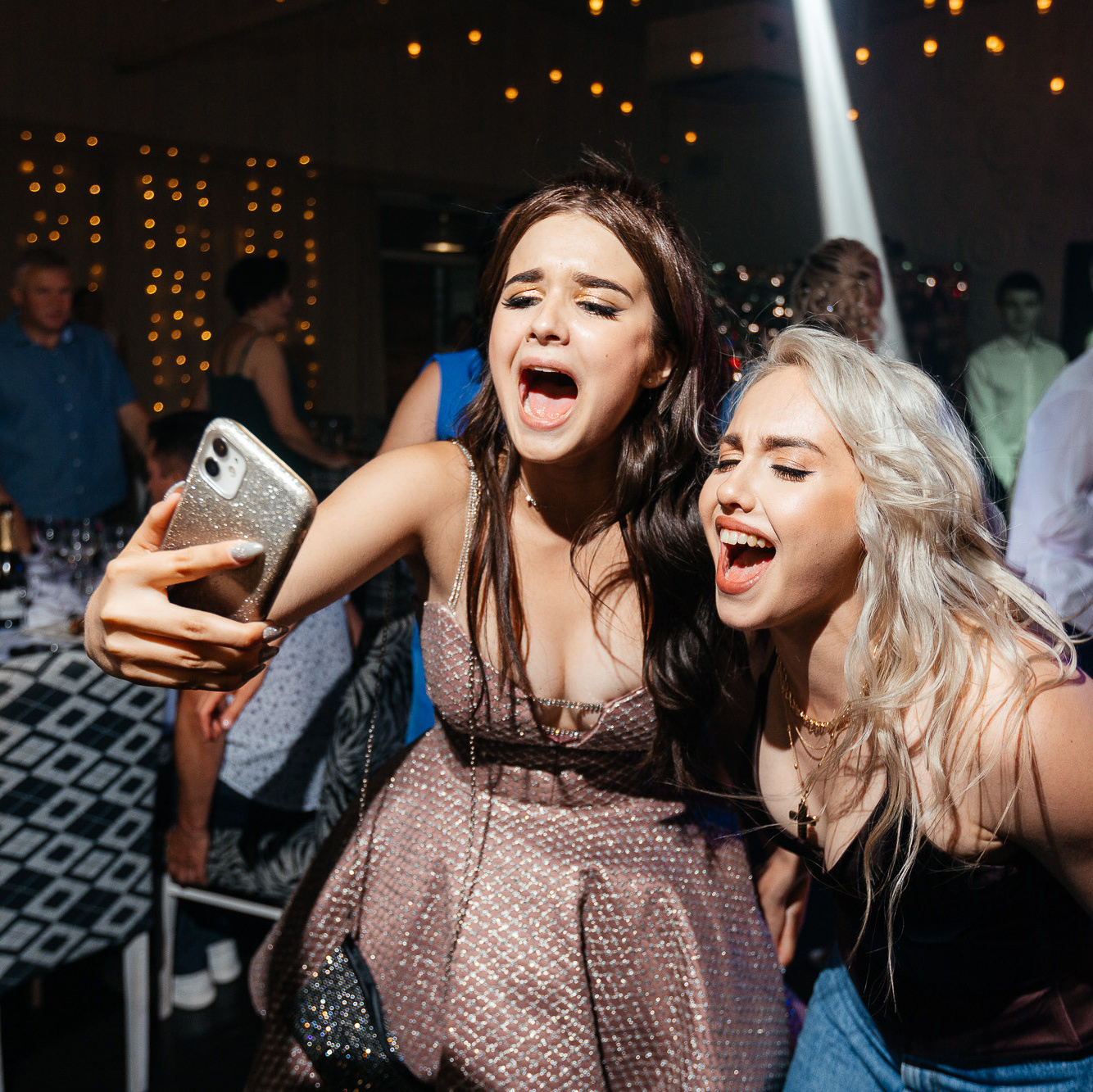 Стоимость. Свадебный и репортажный фотограф Евгений Петров