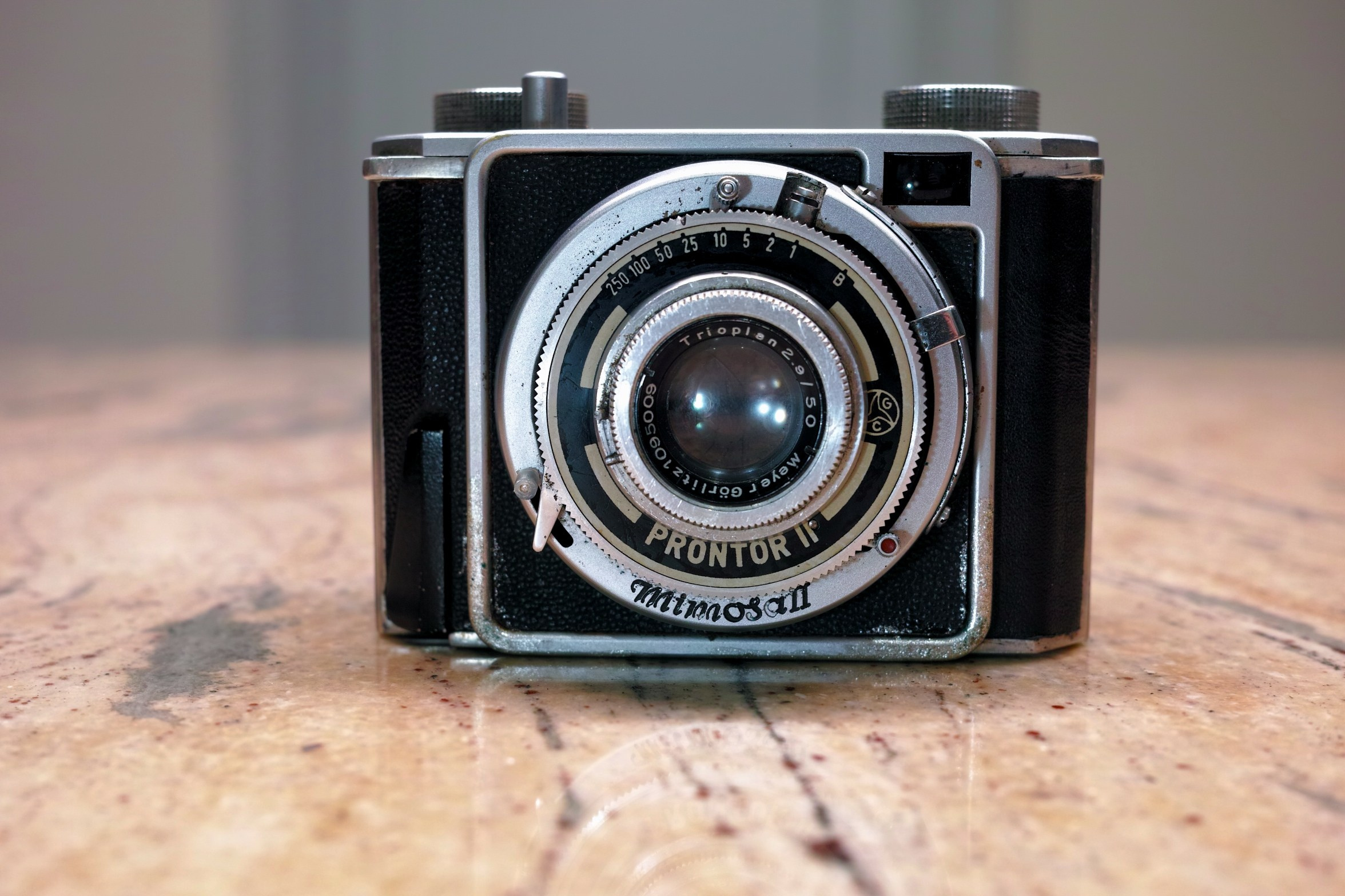 камера Mimosa 2 фронтальный вид